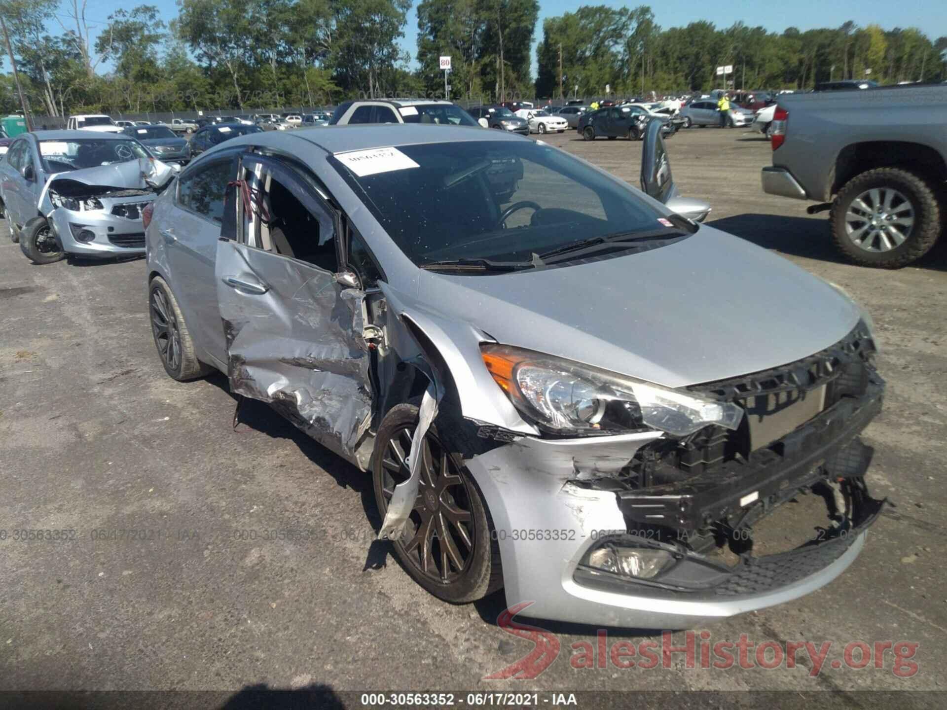 KNAFX4A86G5545213 2016 KIA FORTE