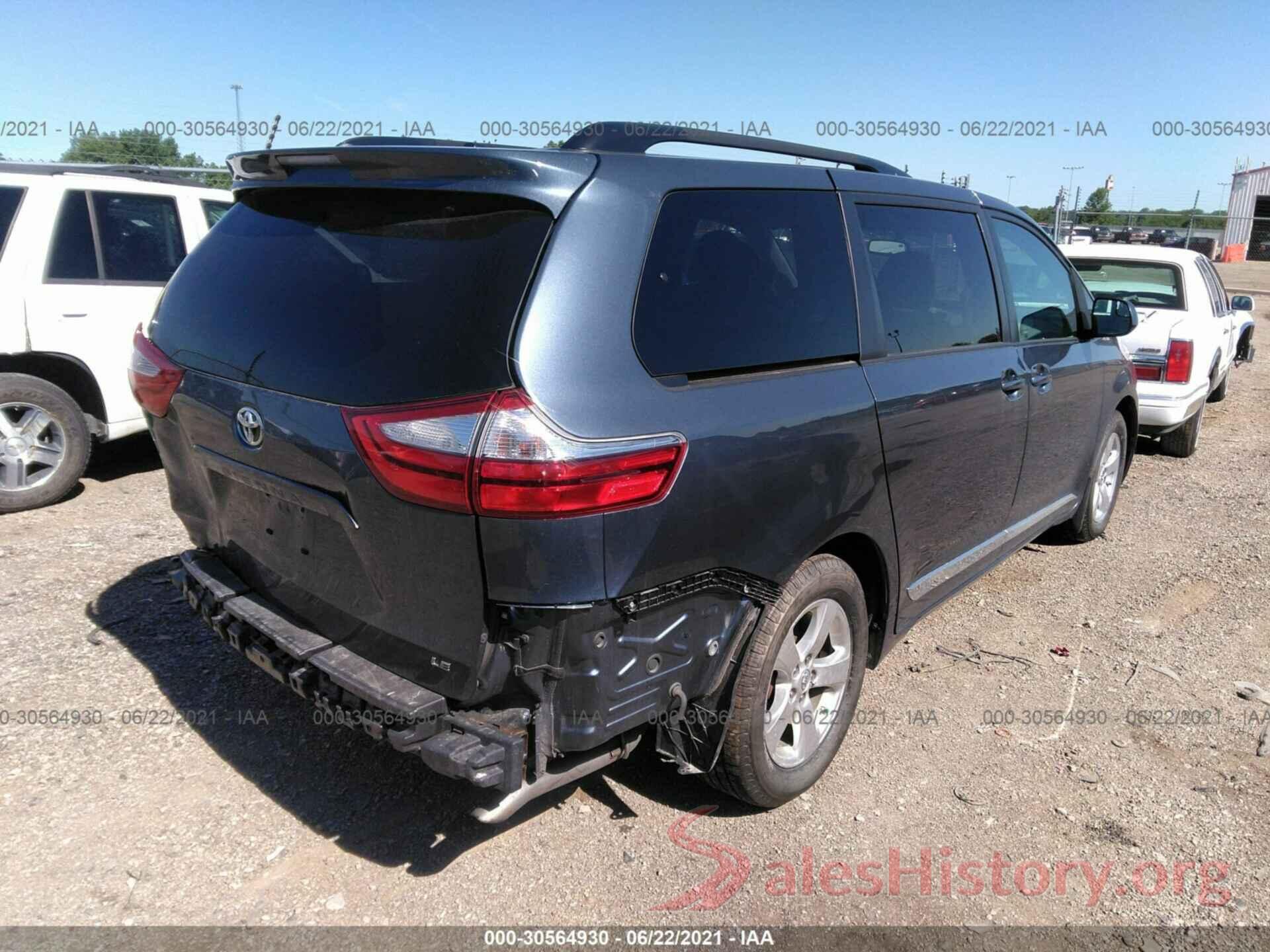 5TDKZ3DC4HS840991 2017 TOYOTA SIENNA