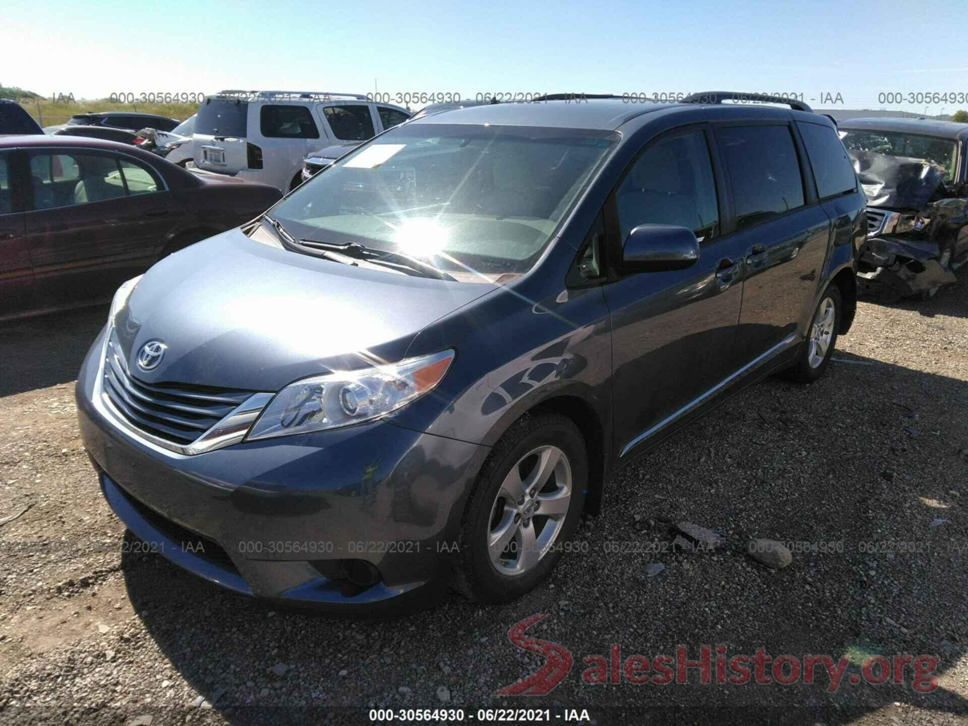 5TDKZ3DC4HS840991 2017 TOYOTA SIENNA