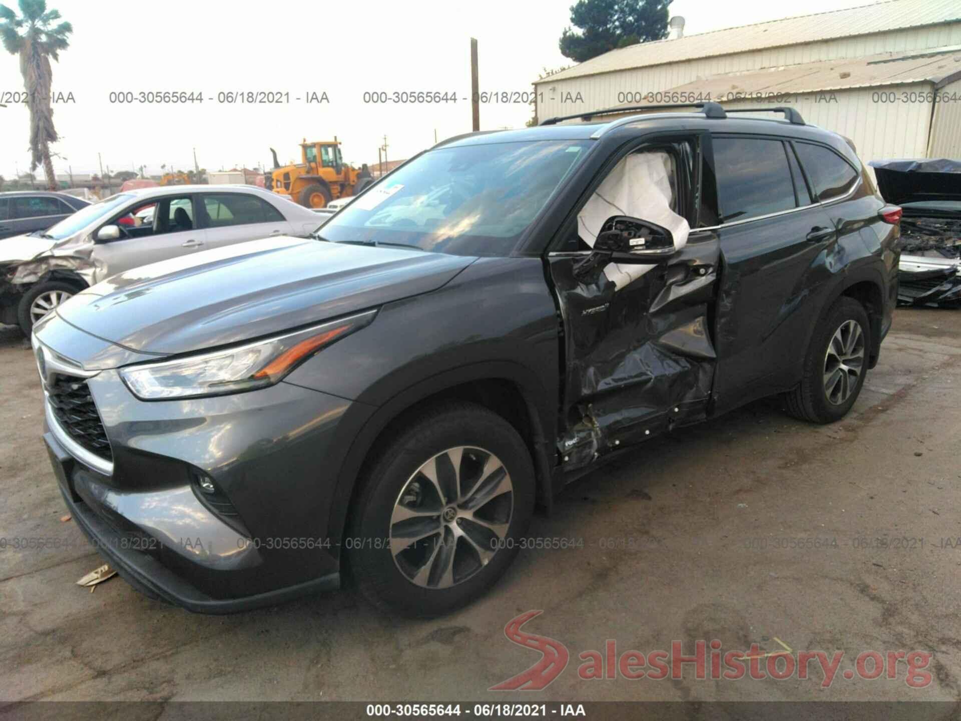 5TDHBRCH0LS506030 2020 TOYOTA HIGHLANDER