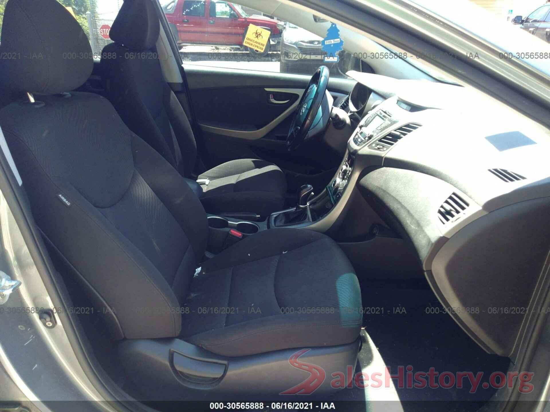 KMHDH4AEXGU574566 2016 HYUNDAI ELANTRA