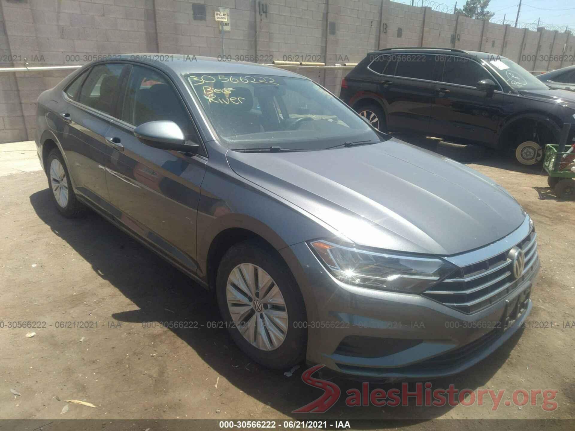 3VWCB7BU0KM138862 2019 VOLKSWAGEN JETTA