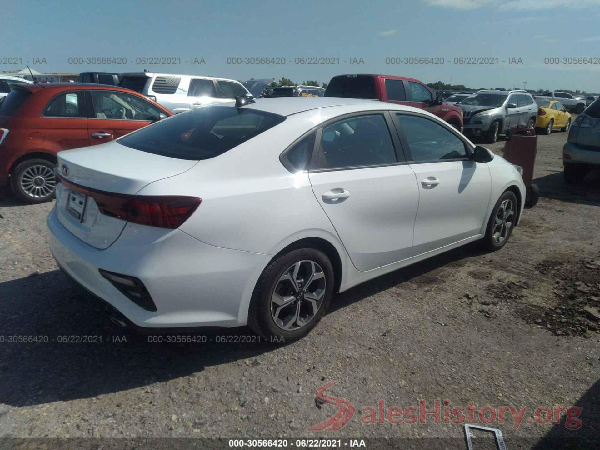 3KPF24AD3ME276246 2021 KIA FORTE