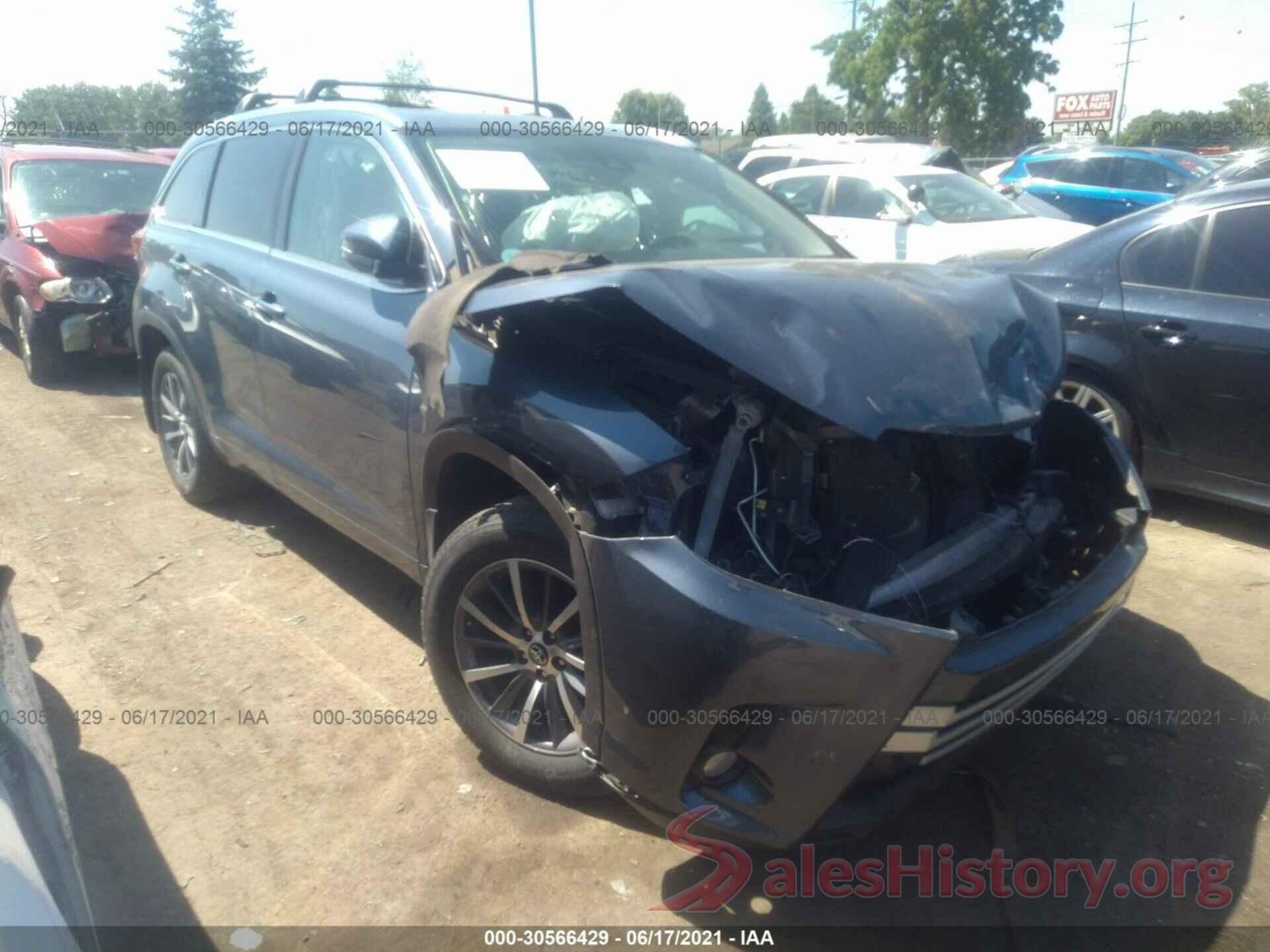 5TDJZRFH8HS518698 2017 TOYOTA HIGHLANDER