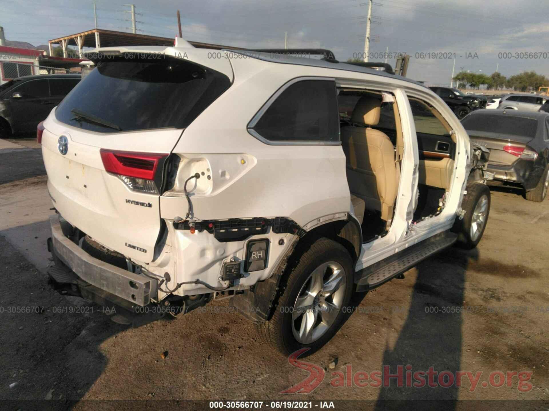 5TDDGRFH7KS070867 2019 TOYOTA HIGHLANDER