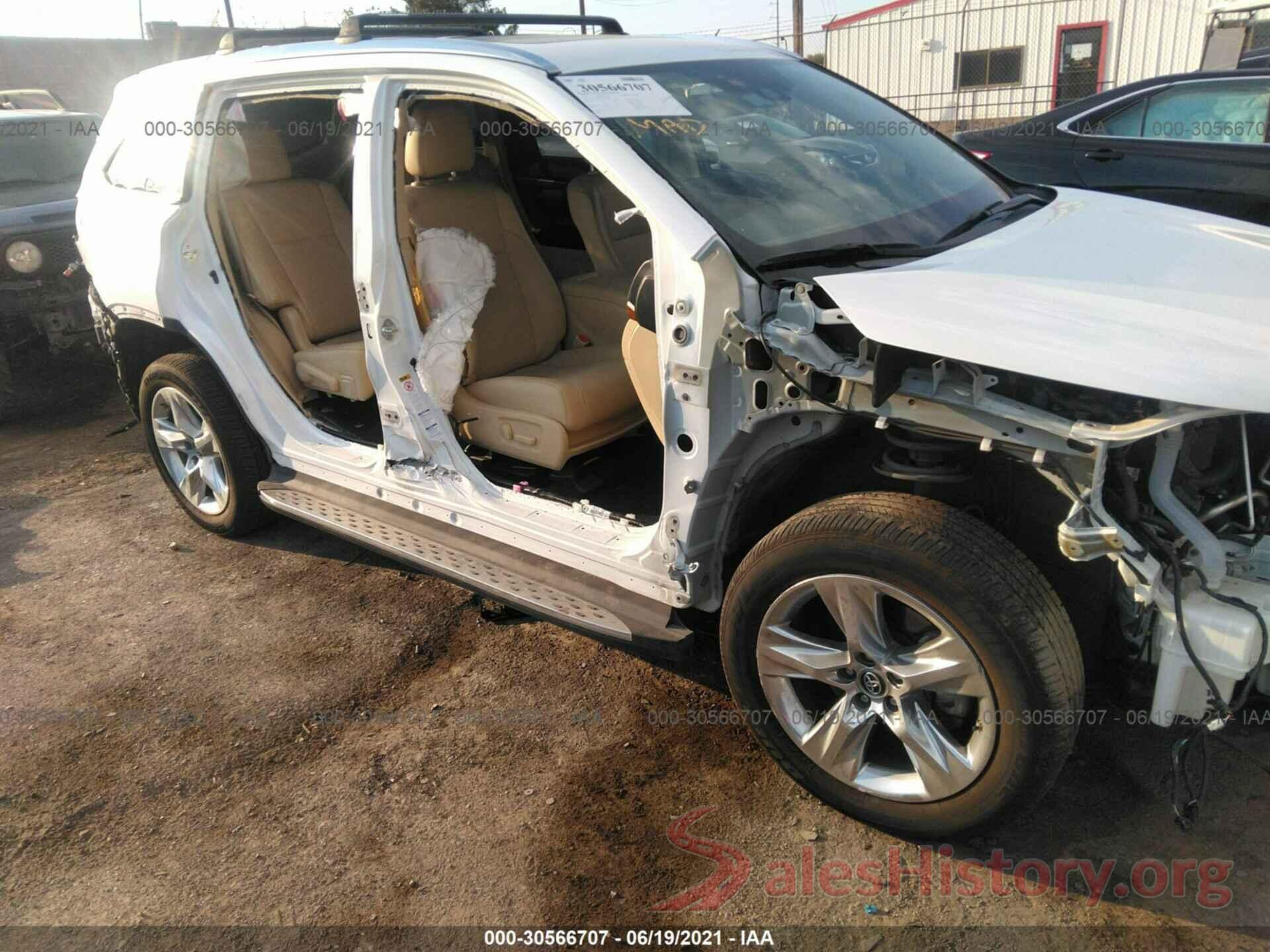 5TDDGRFH7KS070867 2019 TOYOTA HIGHLANDER