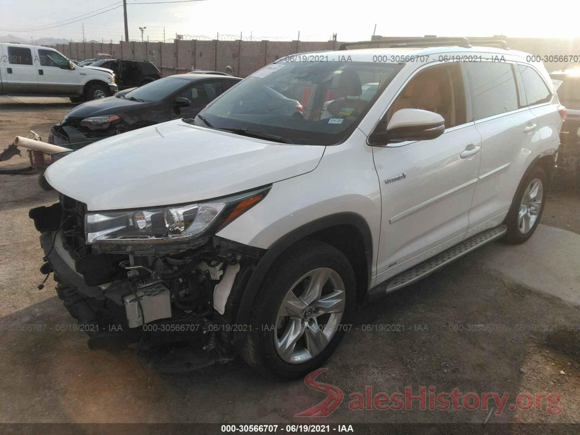 5TDDGRFH7KS070867 2019 TOYOTA HIGHLANDER