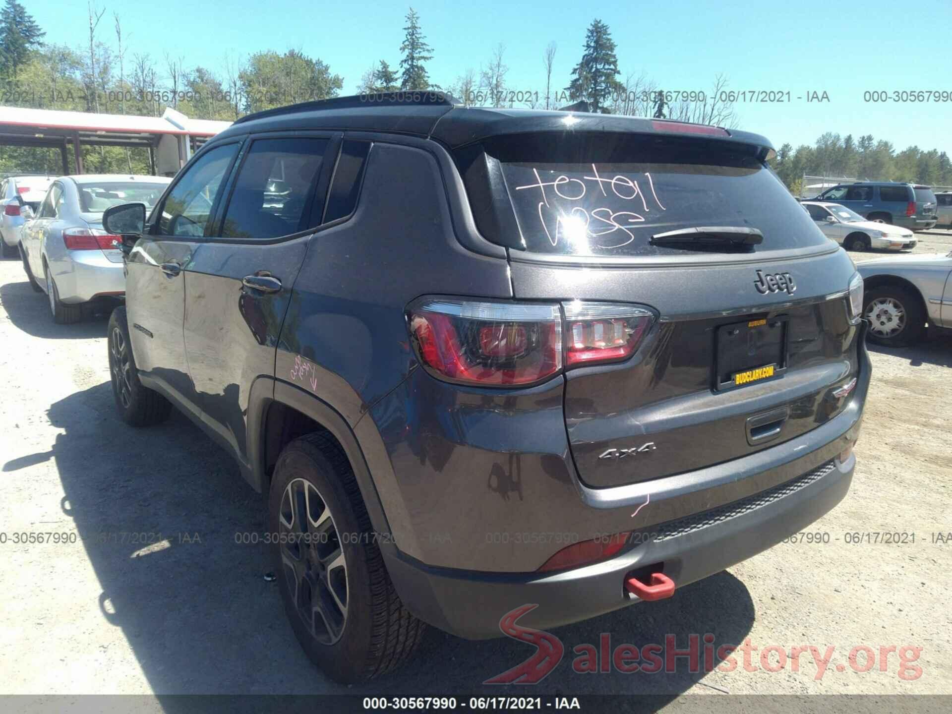 3C4NJDDB5KT668940 2019 JEEP COMPASS