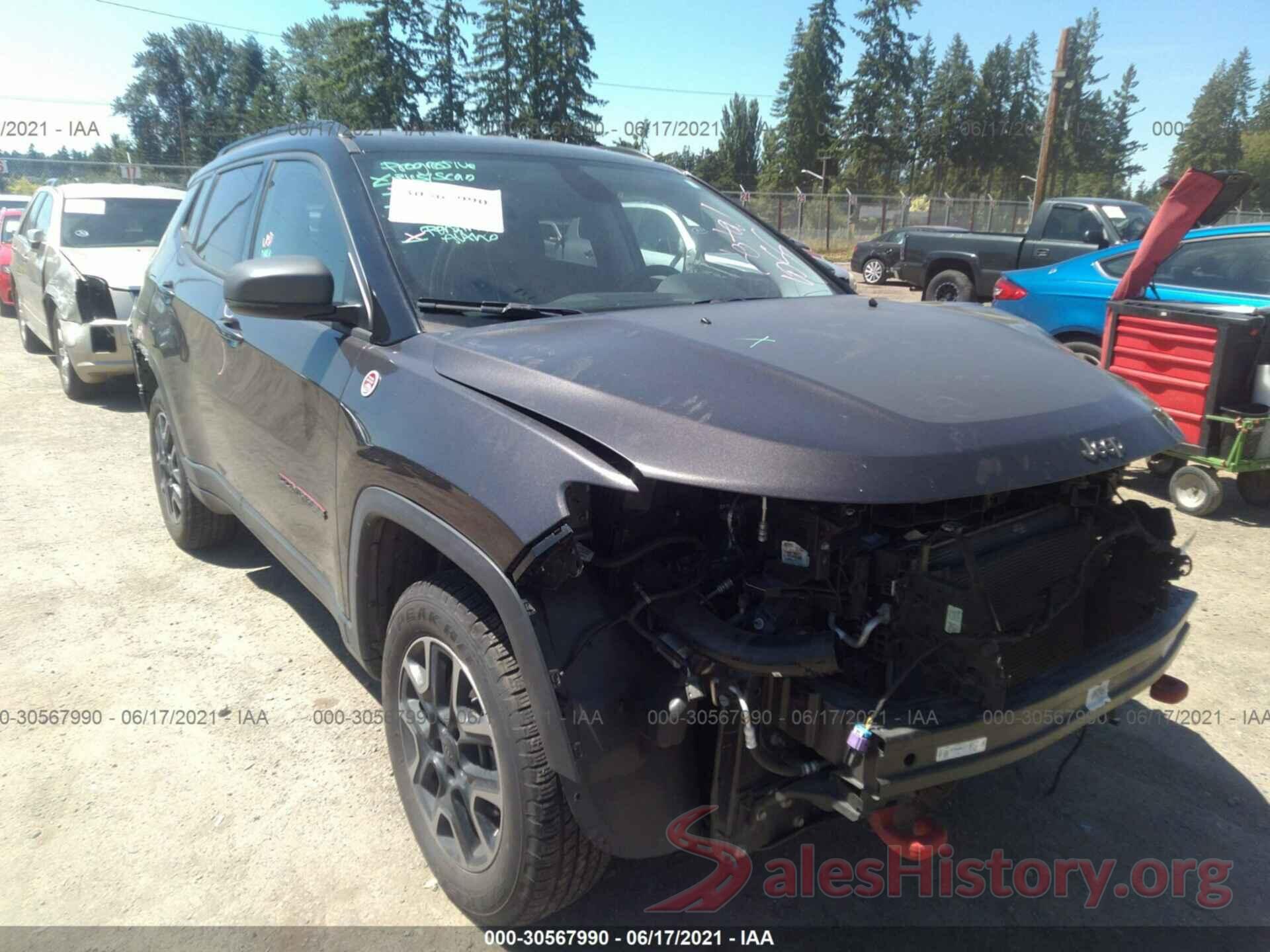 3C4NJDDB5KT668940 2019 JEEP COMPASS