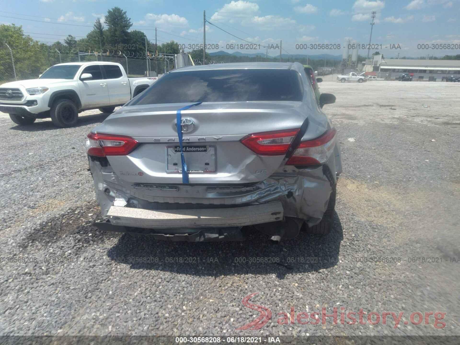 JTNB11HK9J3029509 2018 TOYOTA CAMRY