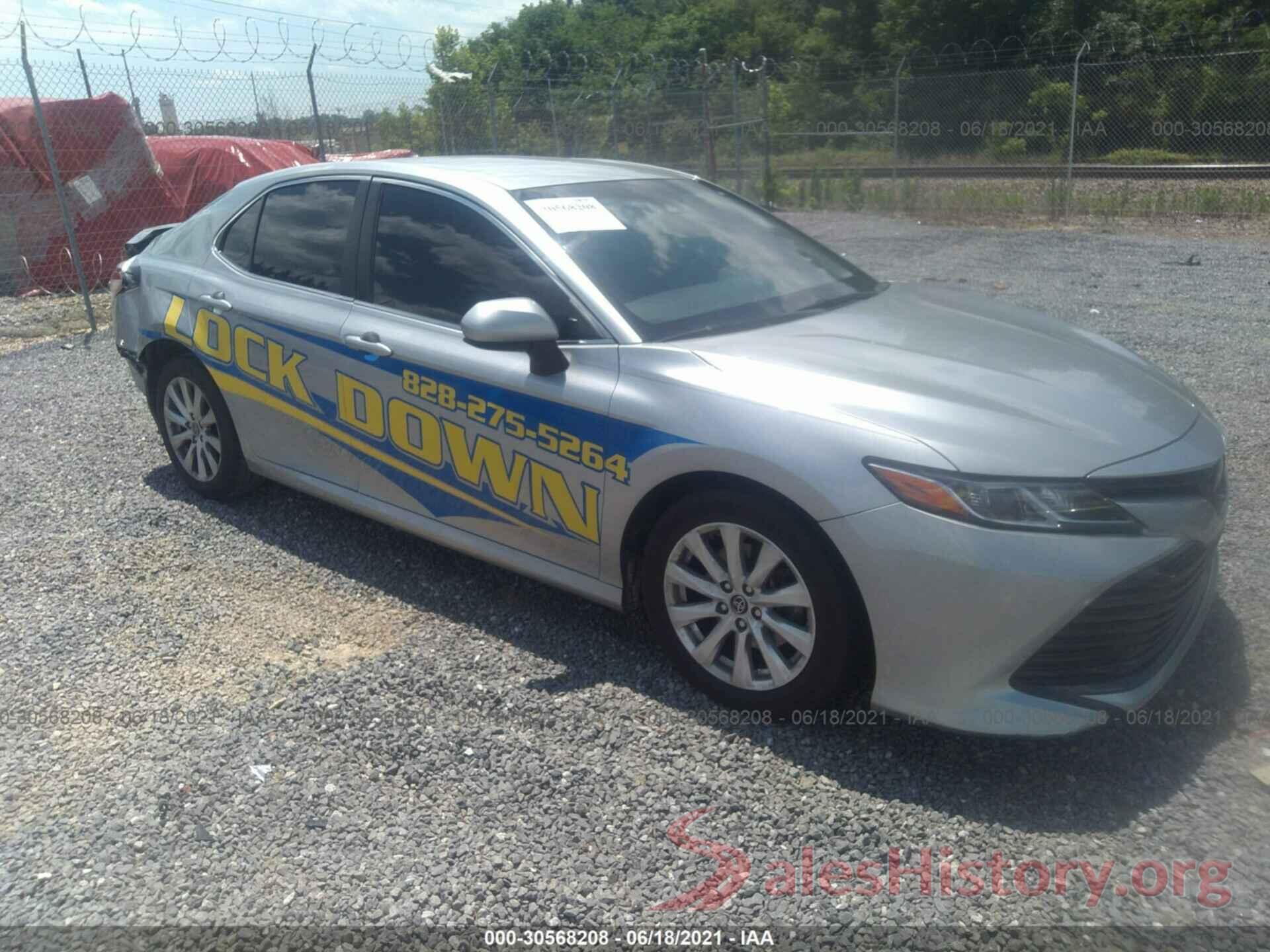 JTNB11HK9J3029509 2018 TOYOTA CAMRY