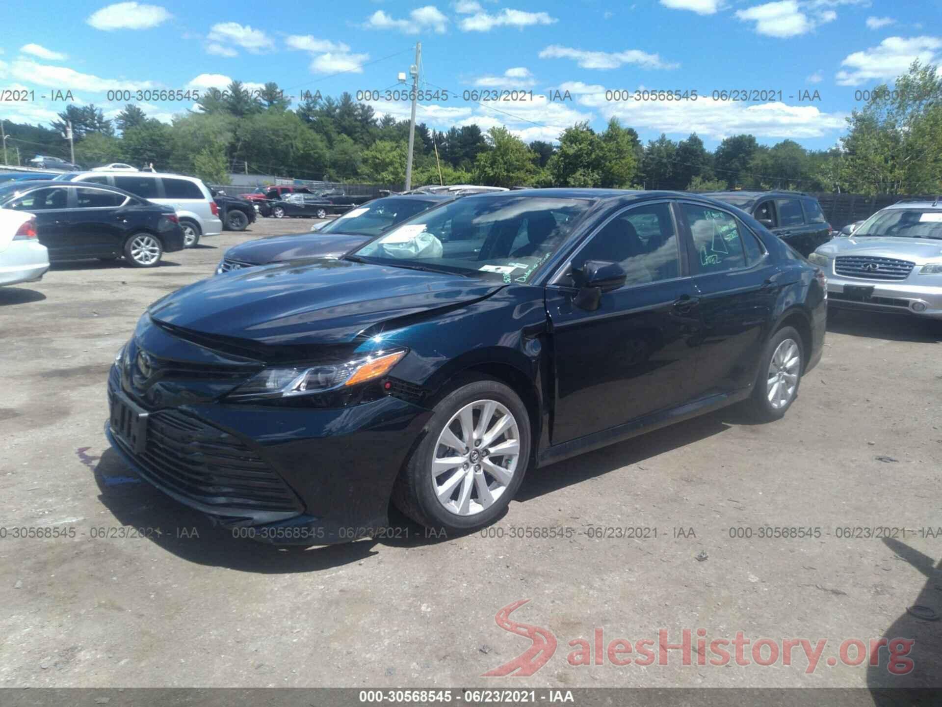 4T1B11HK5KU698873 2019 TOYOTA CAMRY