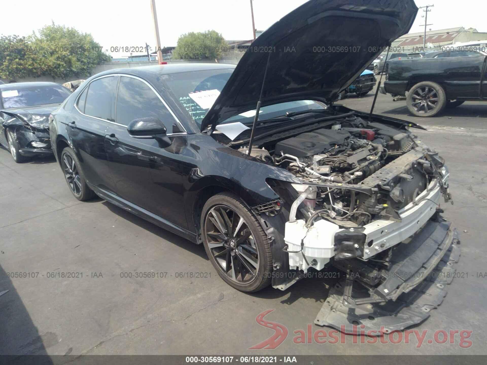 4T1B61HK0JU014814 2018 TOYOTA CAMRY