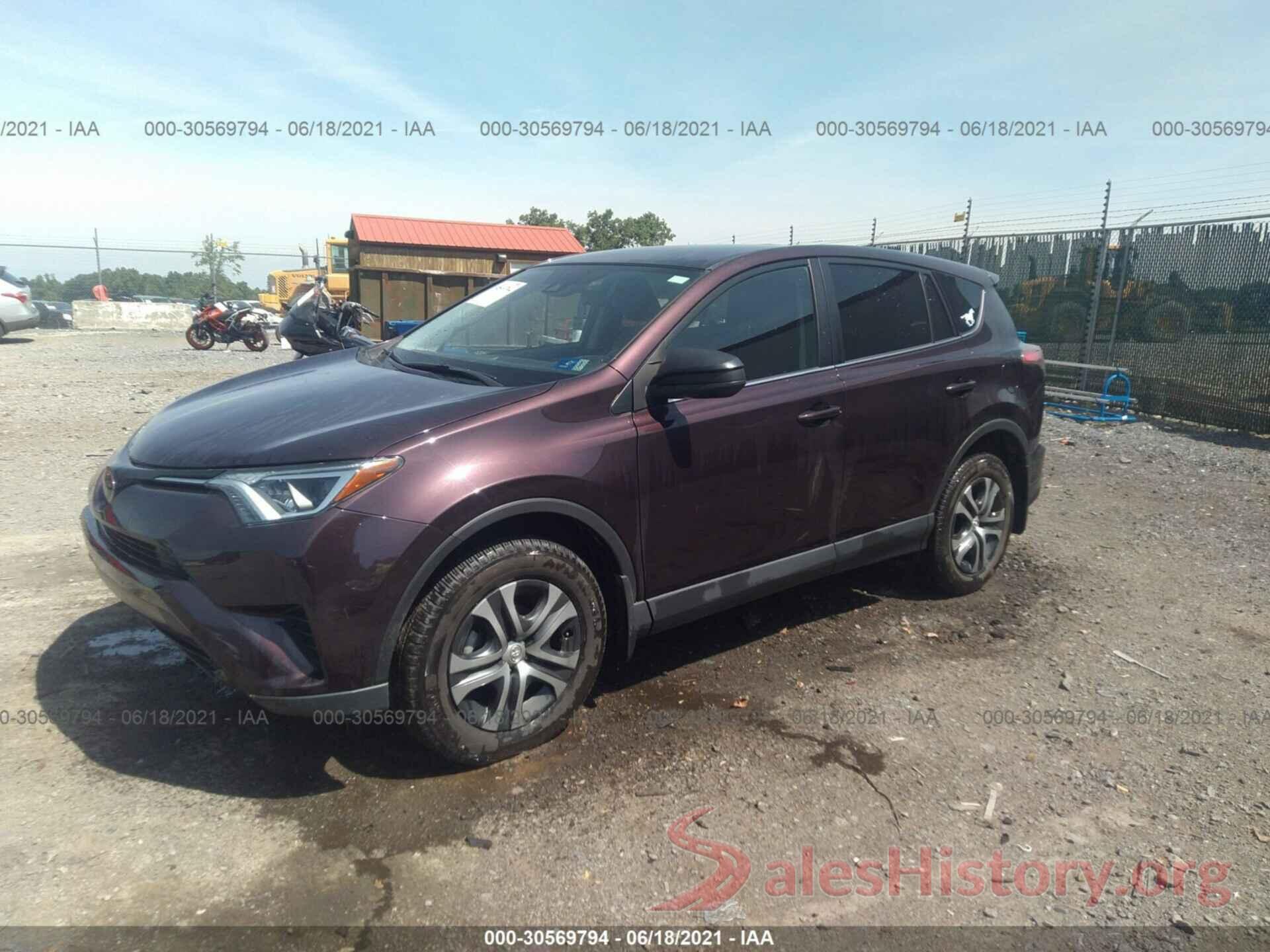 2T3BFREV8JW850035 2018 TOYOTA RAV4