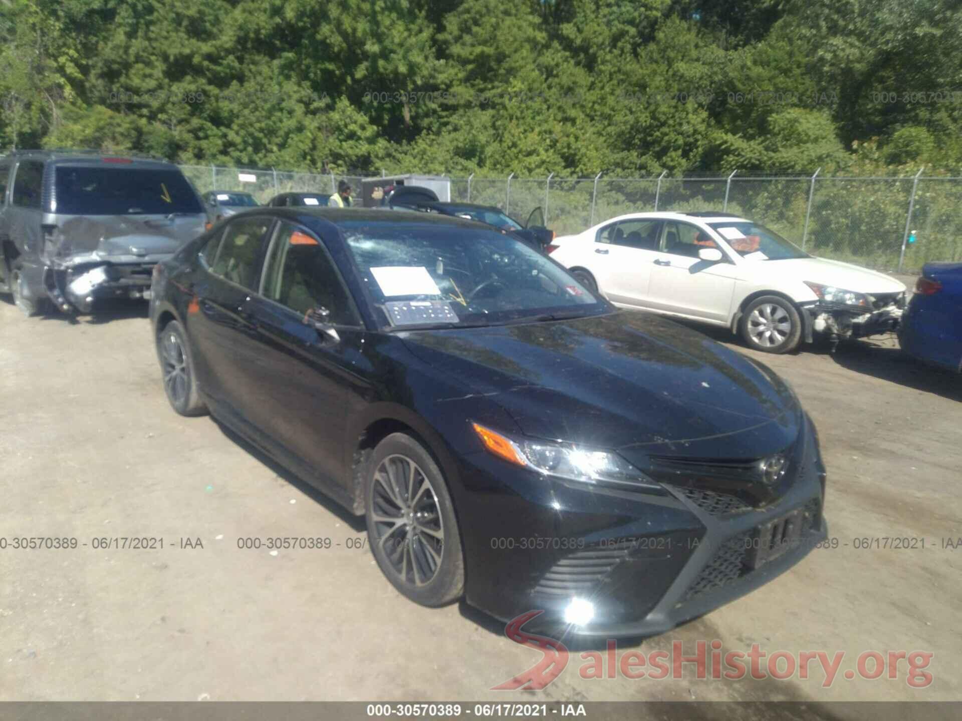 JTNB11HK2J3016374 2018 TOYOTA CAMRY