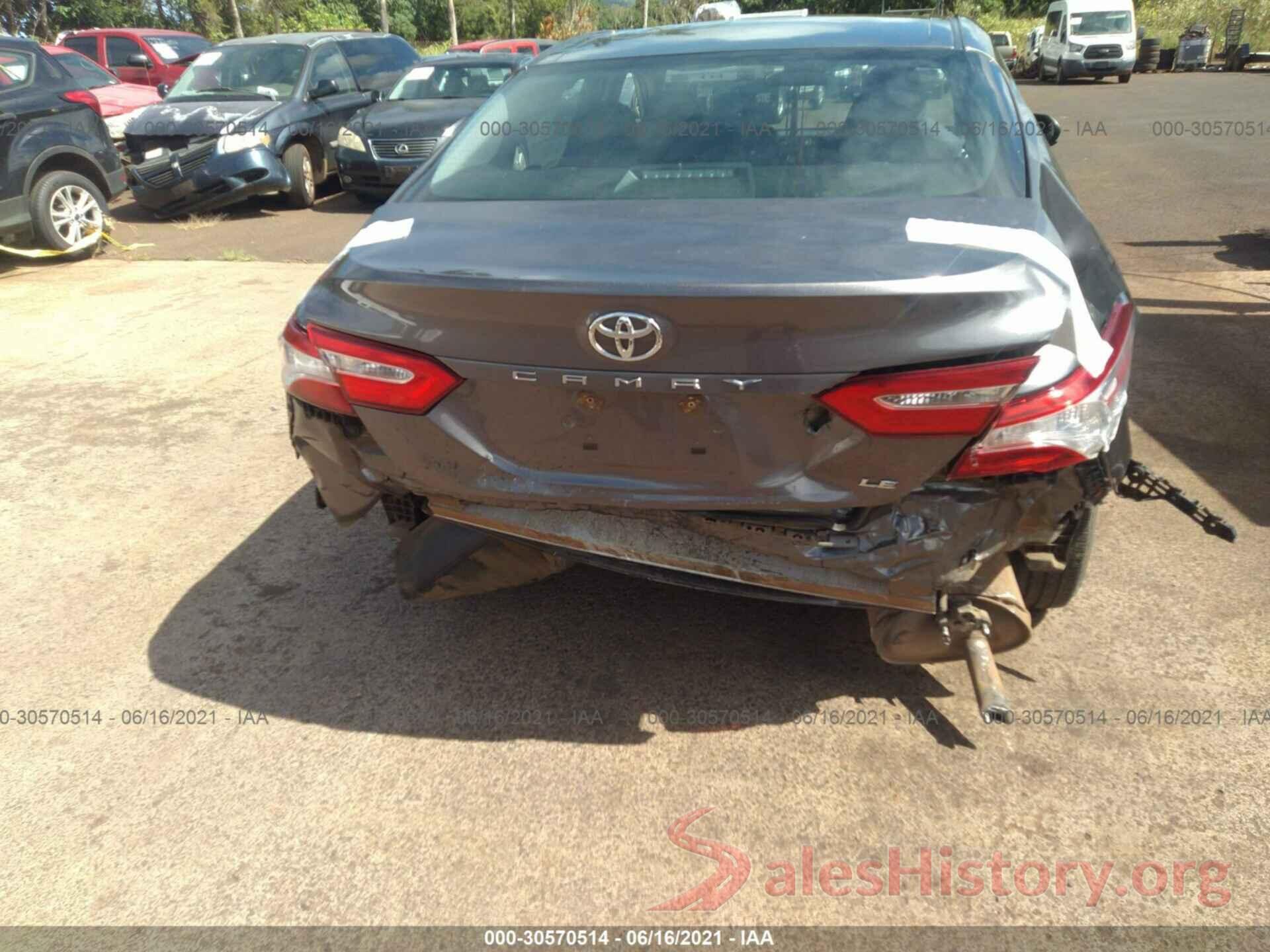 4T1B11HK9JU550871 2018 TOYOTA CAMRY