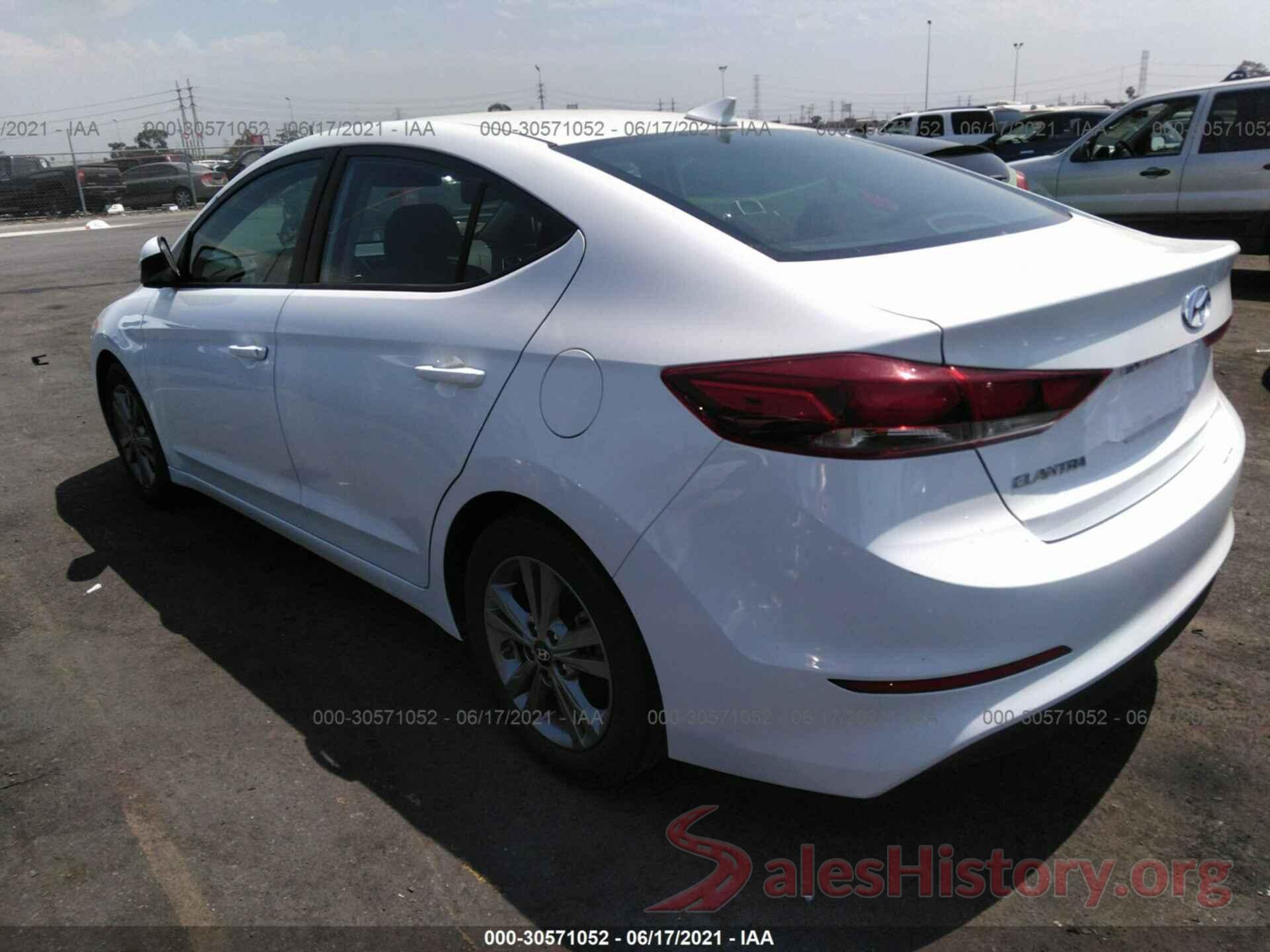 5NPD84LFXJH303955 2018 HYUNDAI ELANTRA