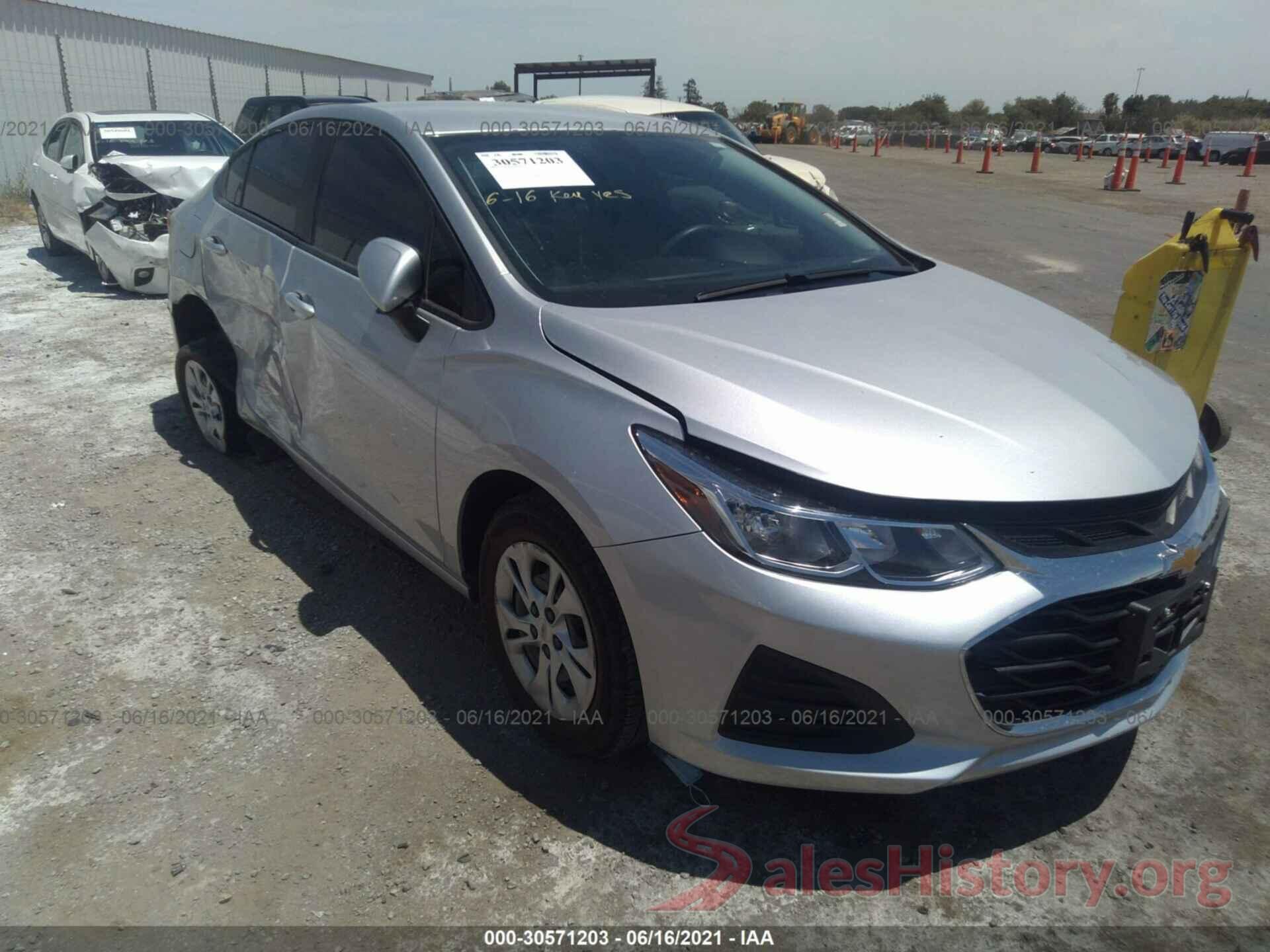 1G1BC5SM3K7122464 2019 CHEVROLET CRUZE