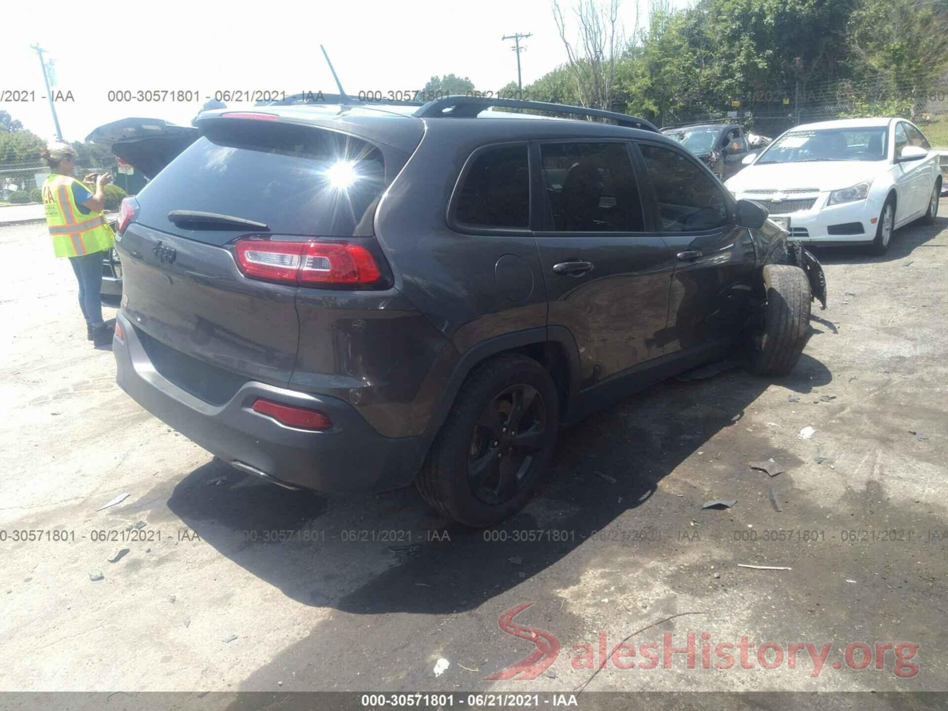 1C4PJLCXXJD528208 2018 JEEP CHEROKEE