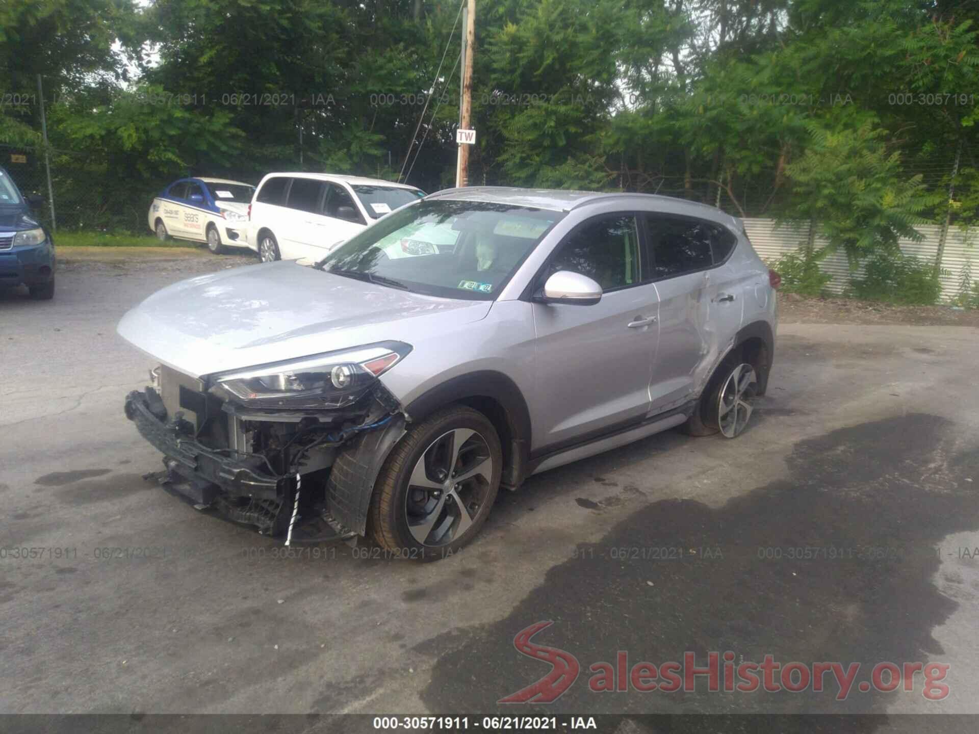 KM8J3CA29HU593189 2017 HYUNDAI TUCSON