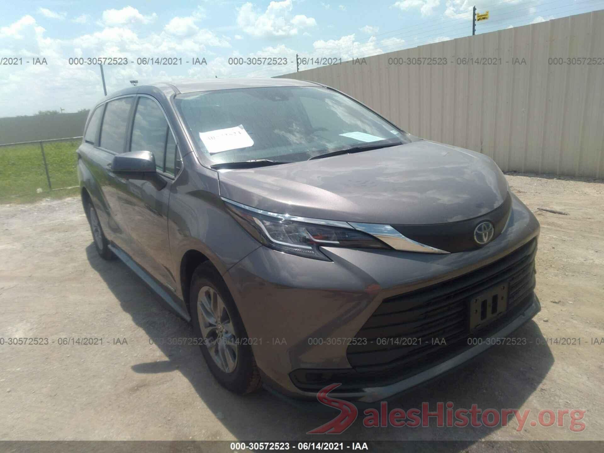 5TDKRKEC8MS035871 2021 TOYOTA SIENNA