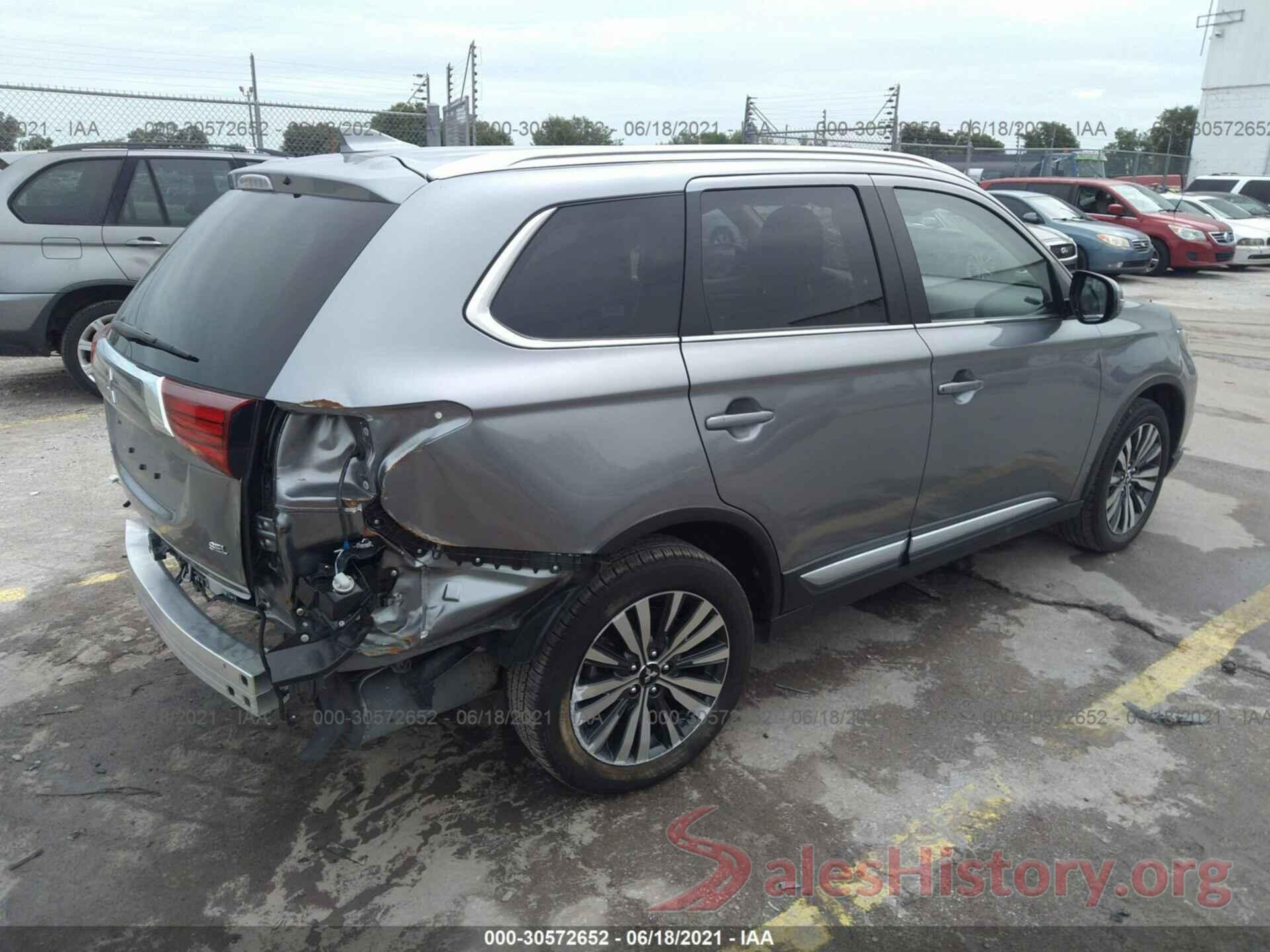 JA4AD3A36LZ021299 2020 MITSUBISHI OUTLANDER