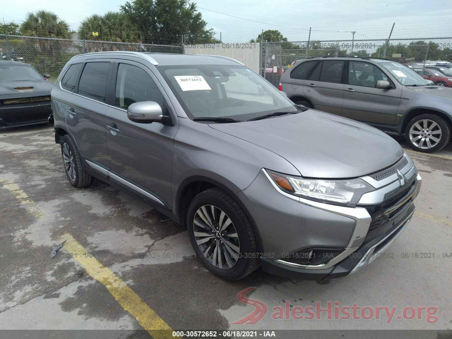 JA4AD3A36LZ021299 2020 MITSUBISHI OUTLANDER