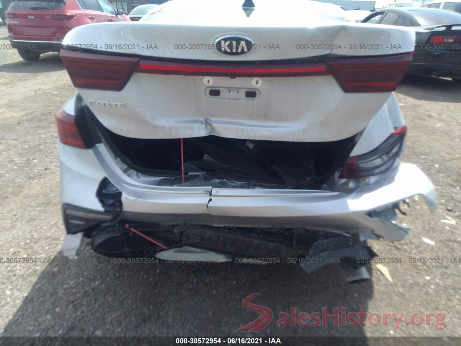 3KPF24ADXME327161 2021 KIA FORTE