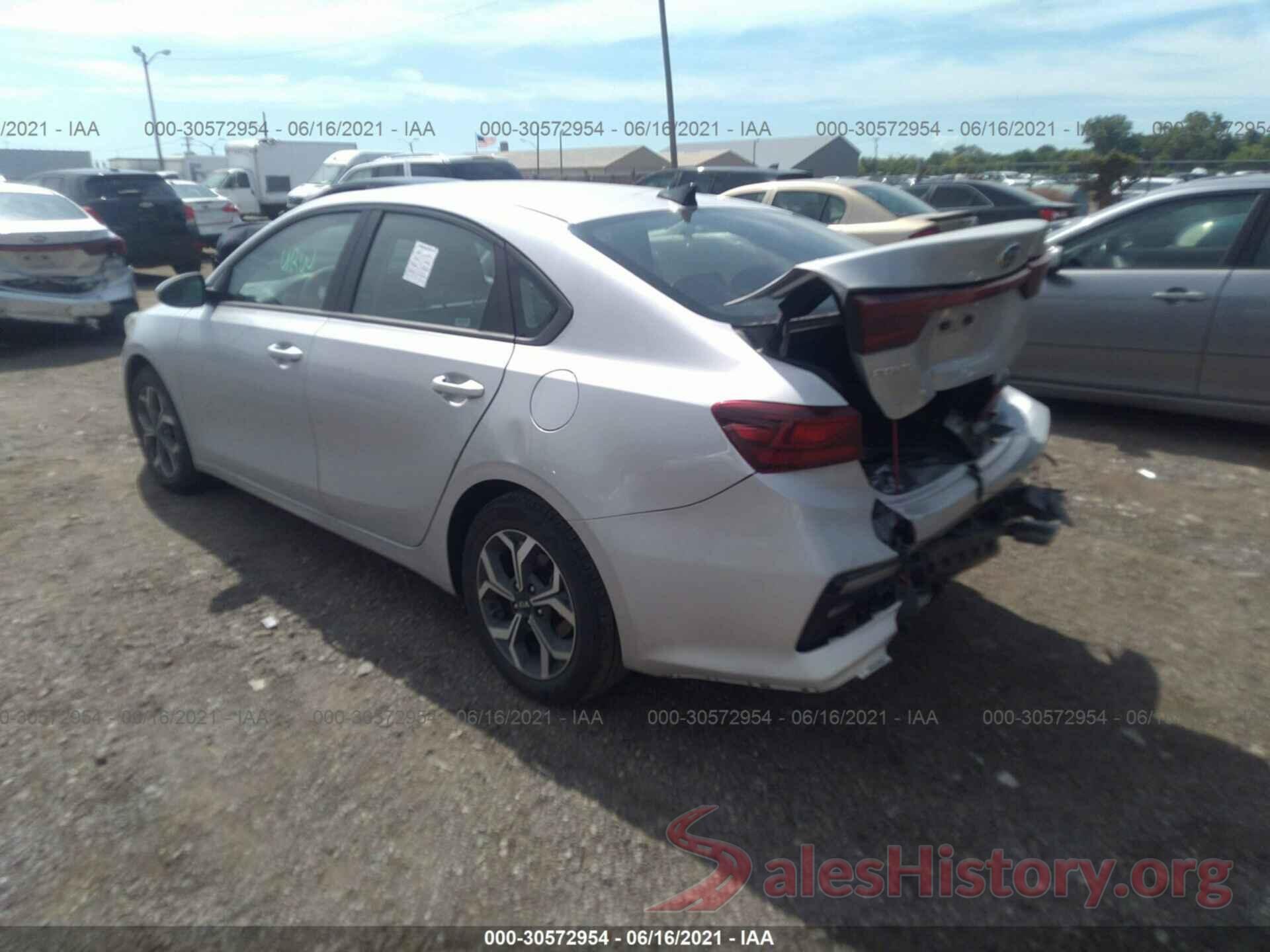 3KPF24ADXME327161 2021 KIA FORTE