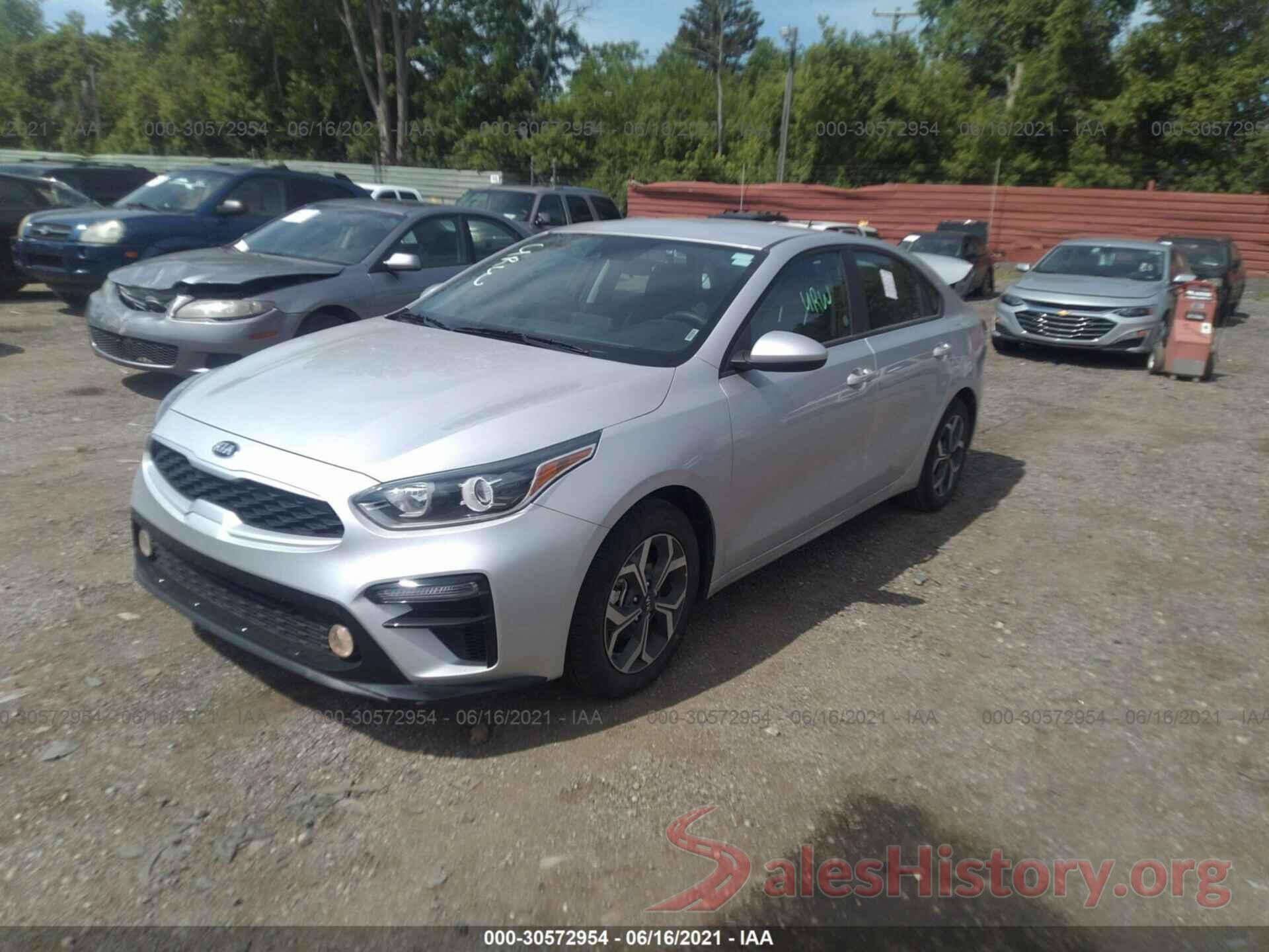 3KPF24ADXME327161 2021 KIA FORTE