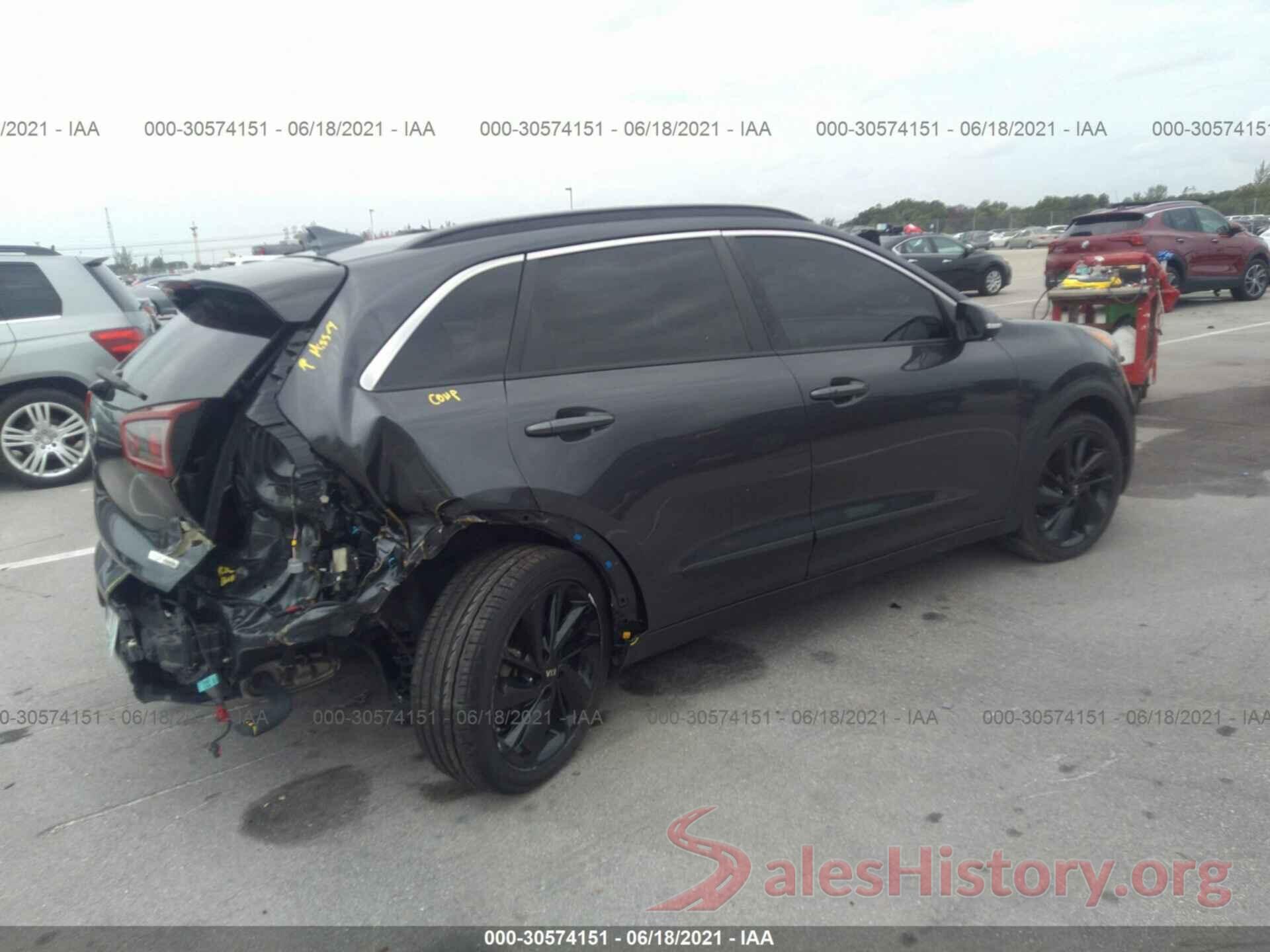 KNDCC3LC2J5133360 2018 KIA NIRO