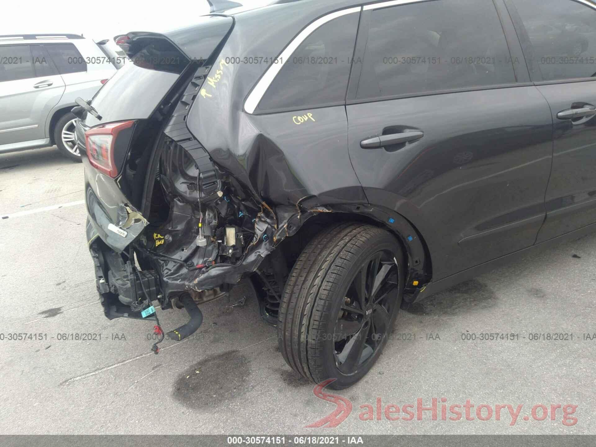 KNDCC3LC2J5133360 2018 KIA NIRO