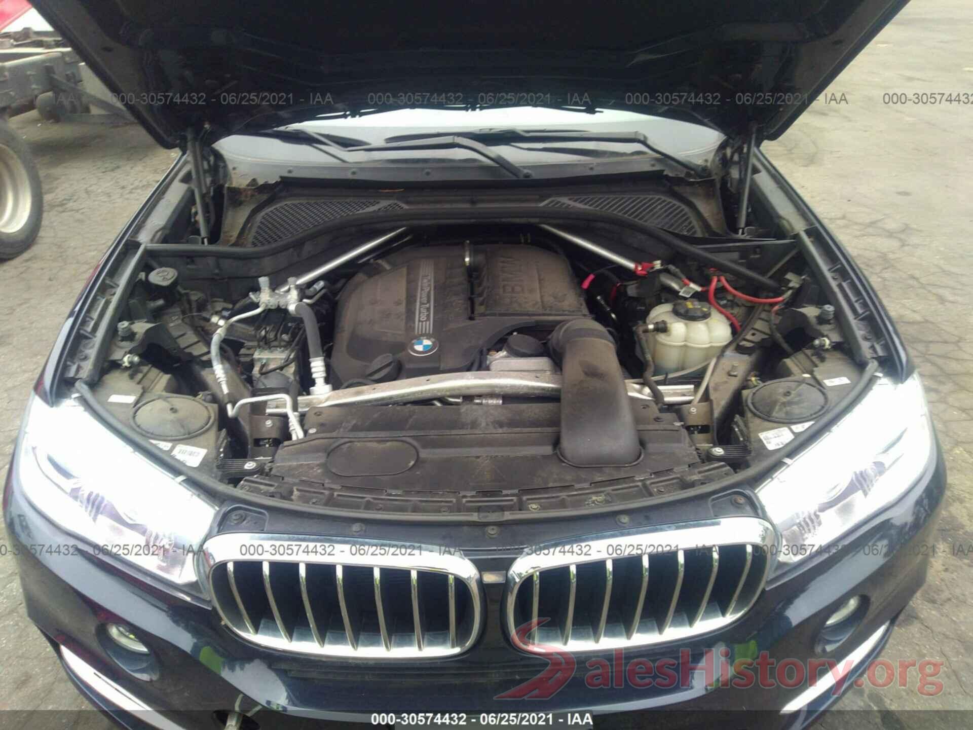 5UXKR0C53JL073612 2018 BMW X5