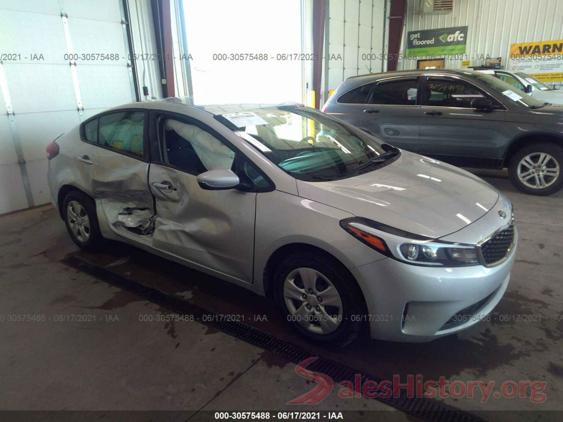 3KPFL4A77HE074202 2017 KIA FORTE