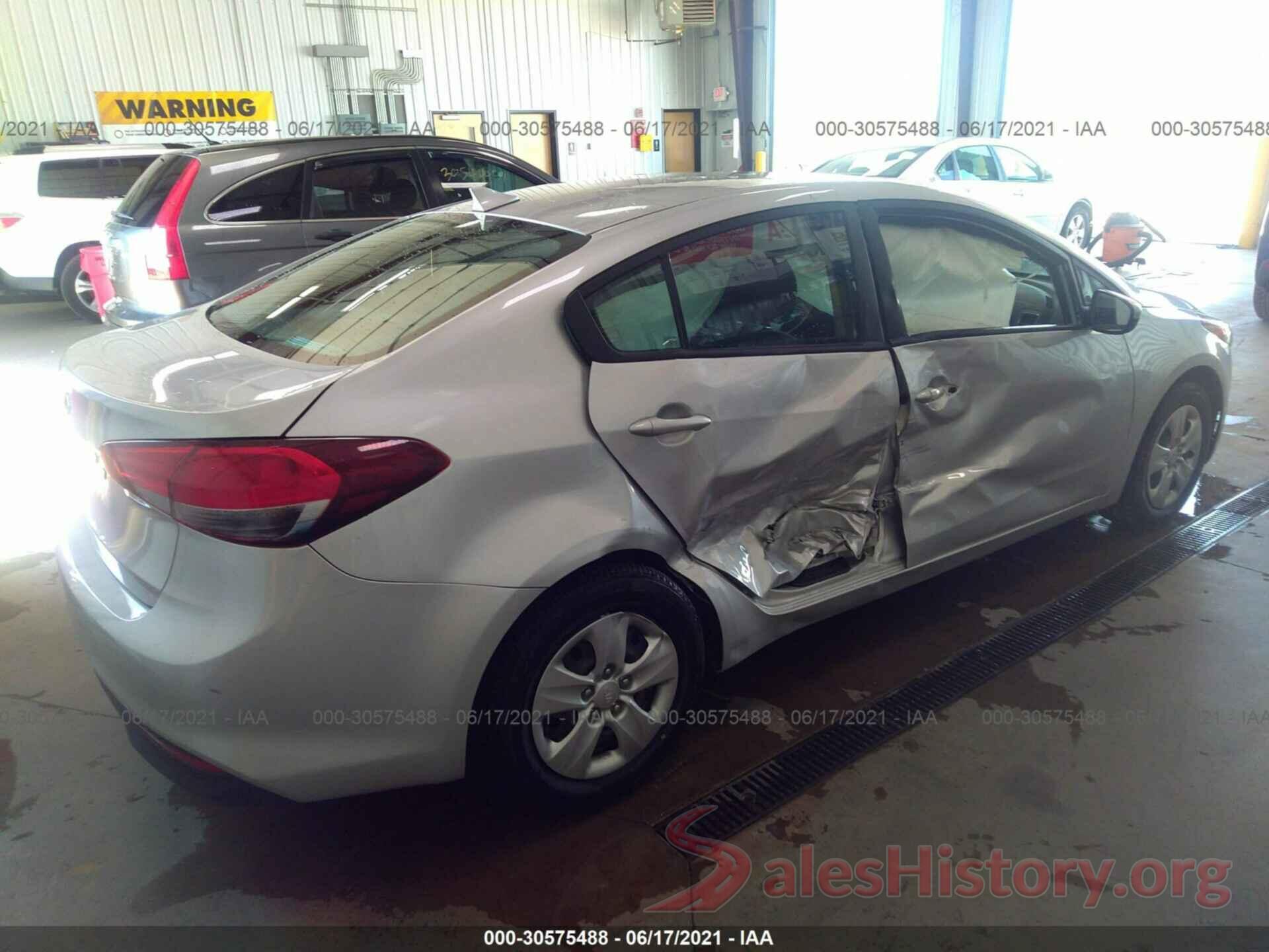 3KPFL4A77HE074202 2017 KIA FORTE