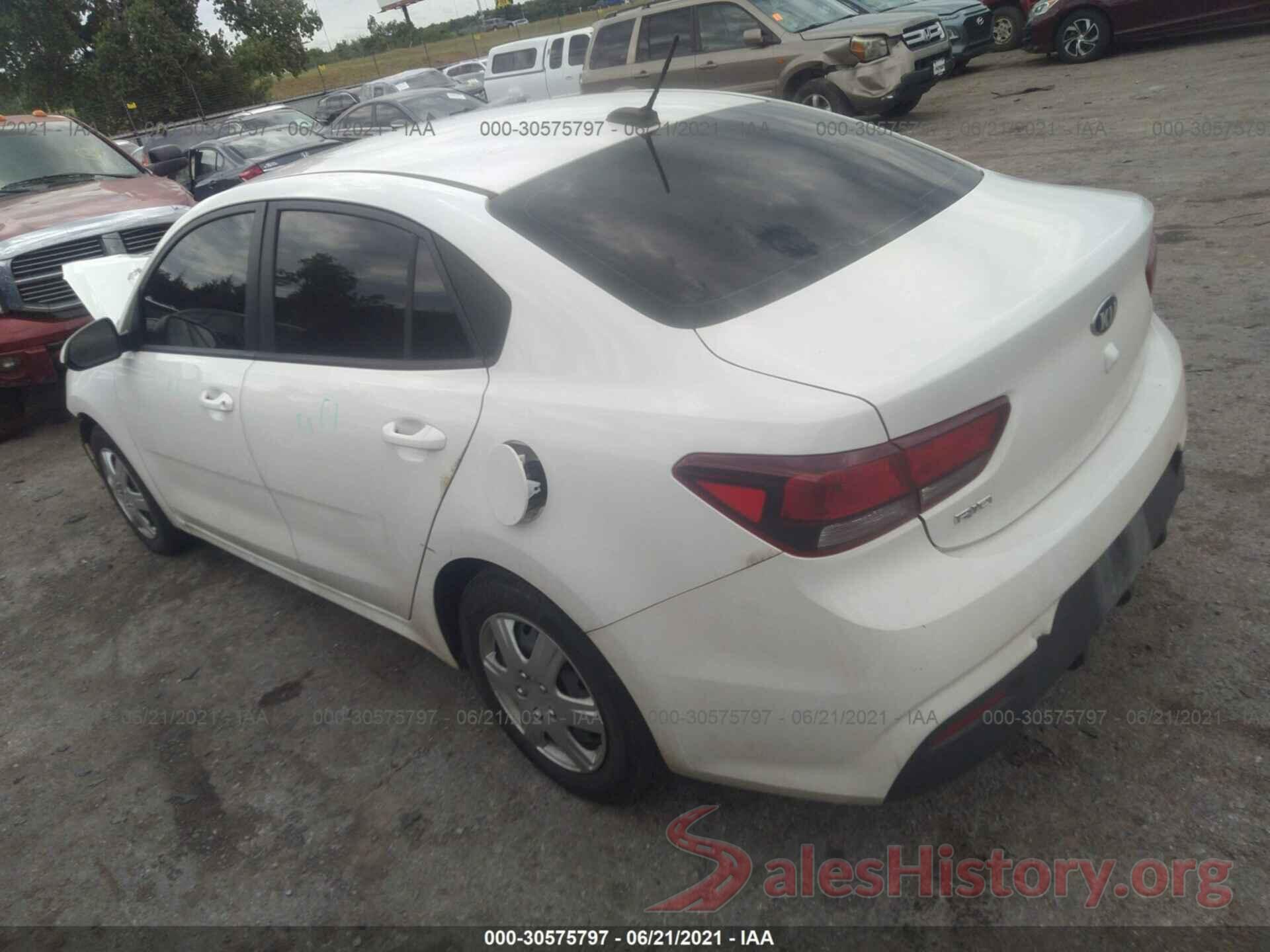 3KPA24AB8KE233916 2019 KIA RIO