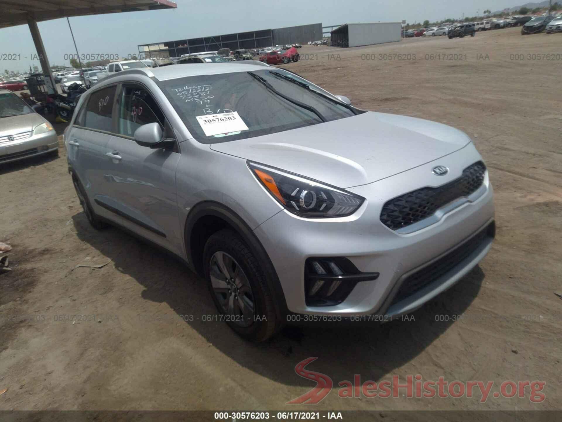 KNDCB3LC5L5397422 2020 KIA NIRO