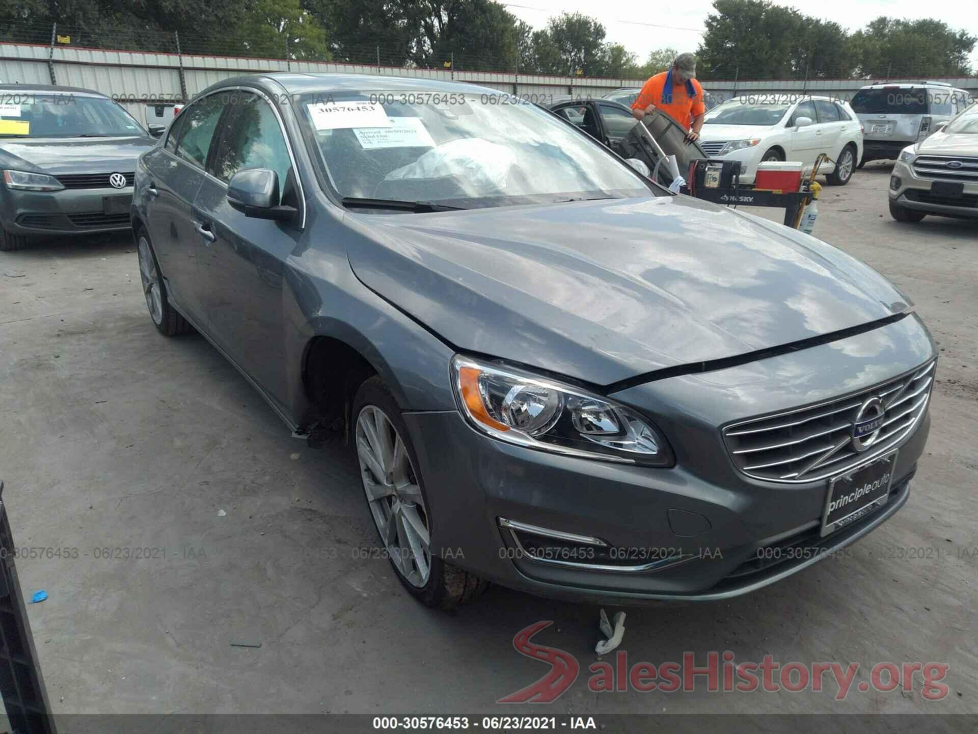 LYV402HK5JB169129 2018 VOLVO S60