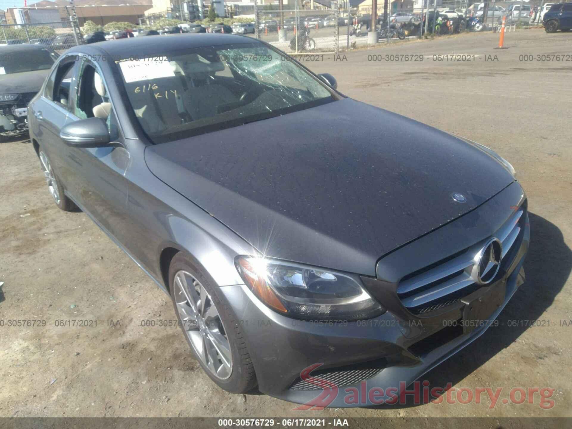 55SWF4JB0HU182200 2017 MERCEDES-BENZ C-CLASS