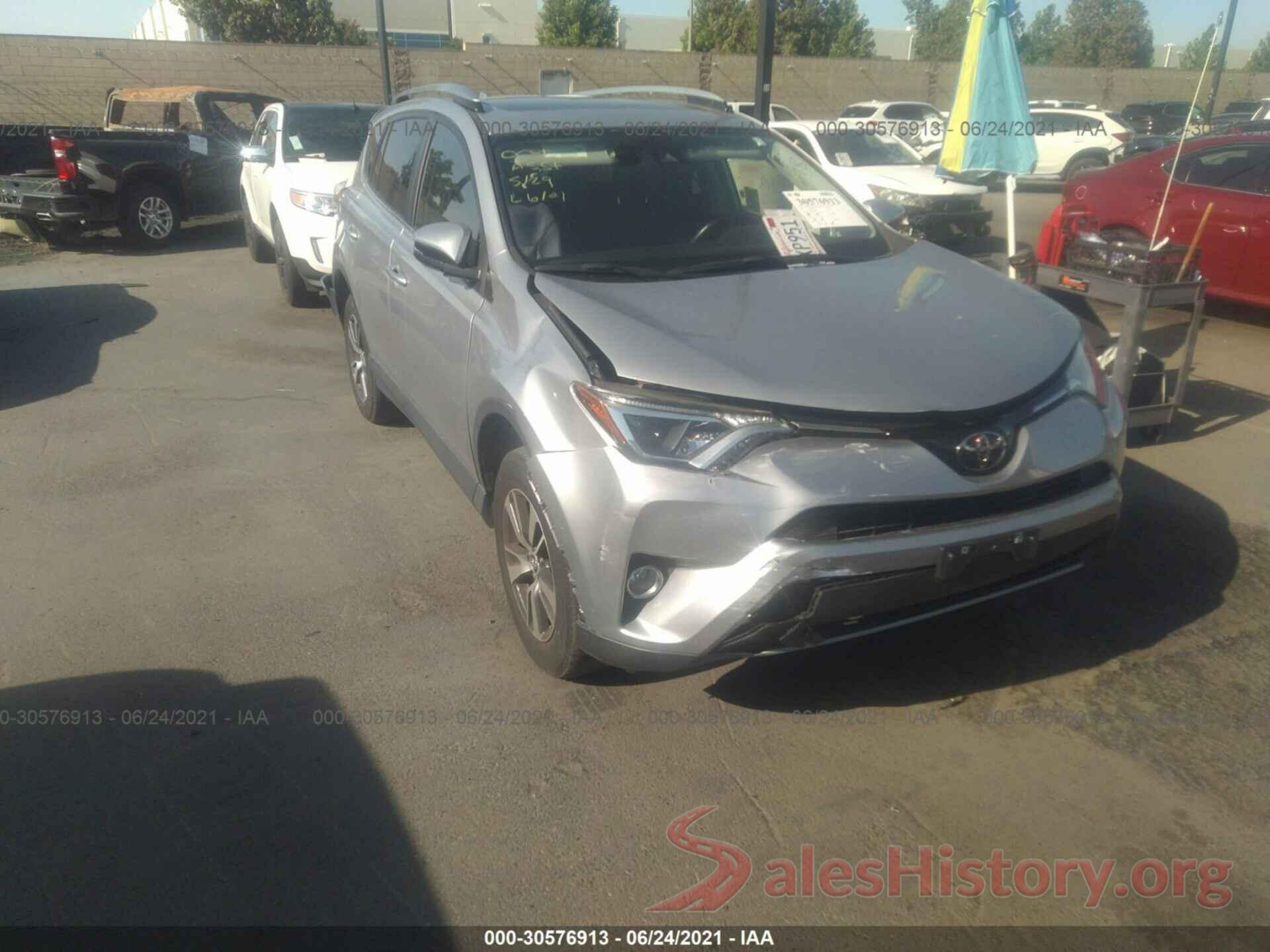 JTMWFREV2JJ196407 2018 TOYOTA RAV4