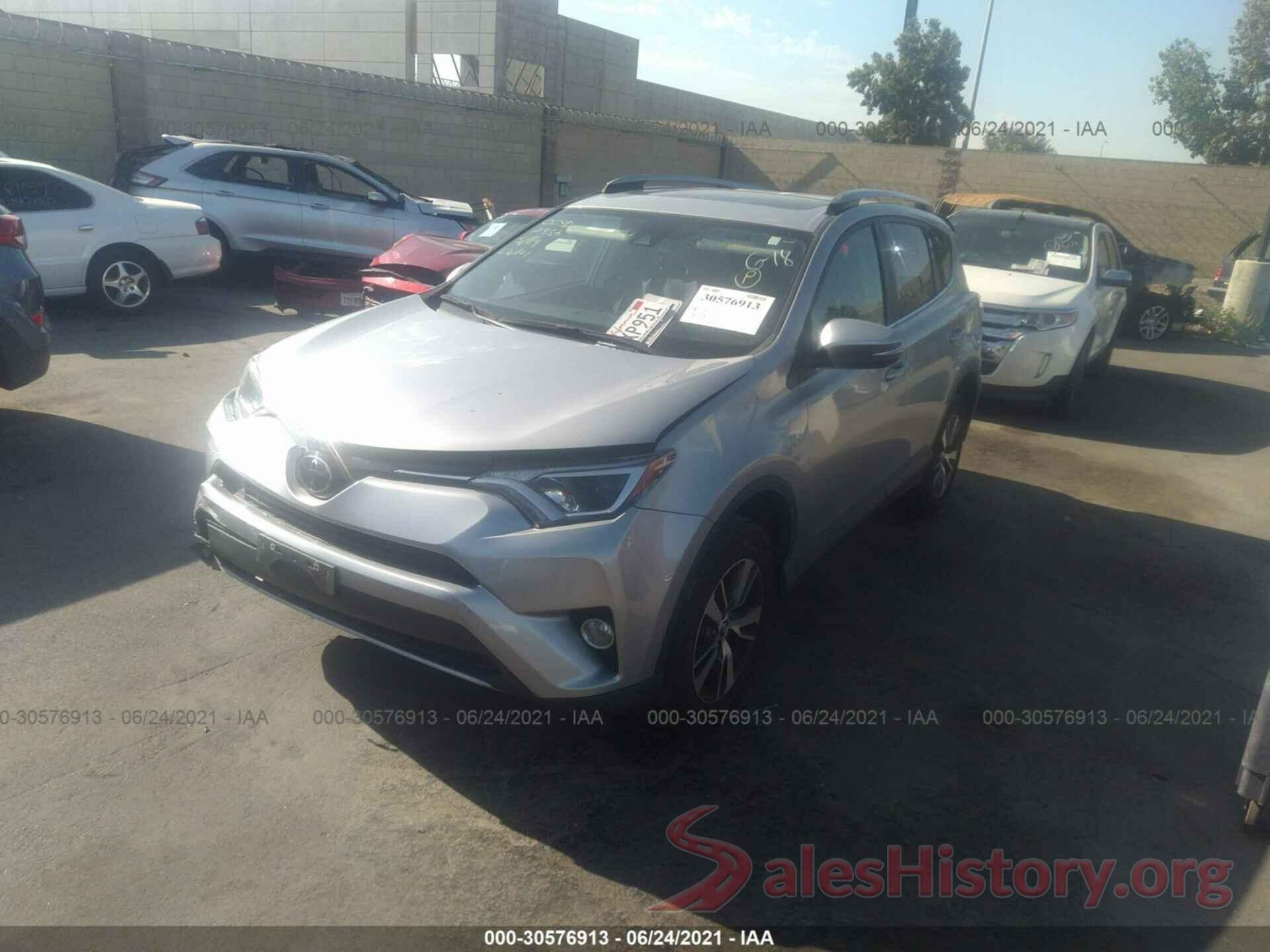 JTMWFREV2JJ196407 2018 TOYOTA RAV4