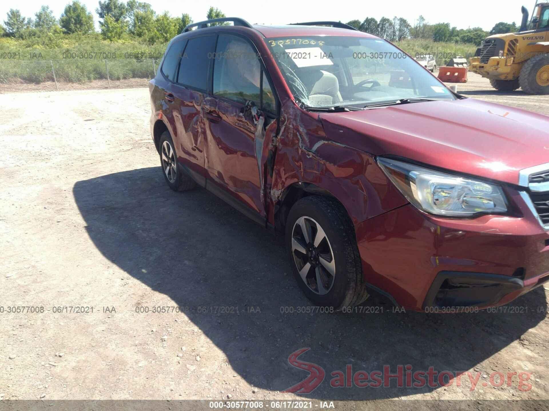 JF2SJAEC9HH507668 2017 SUBARU FORESTER