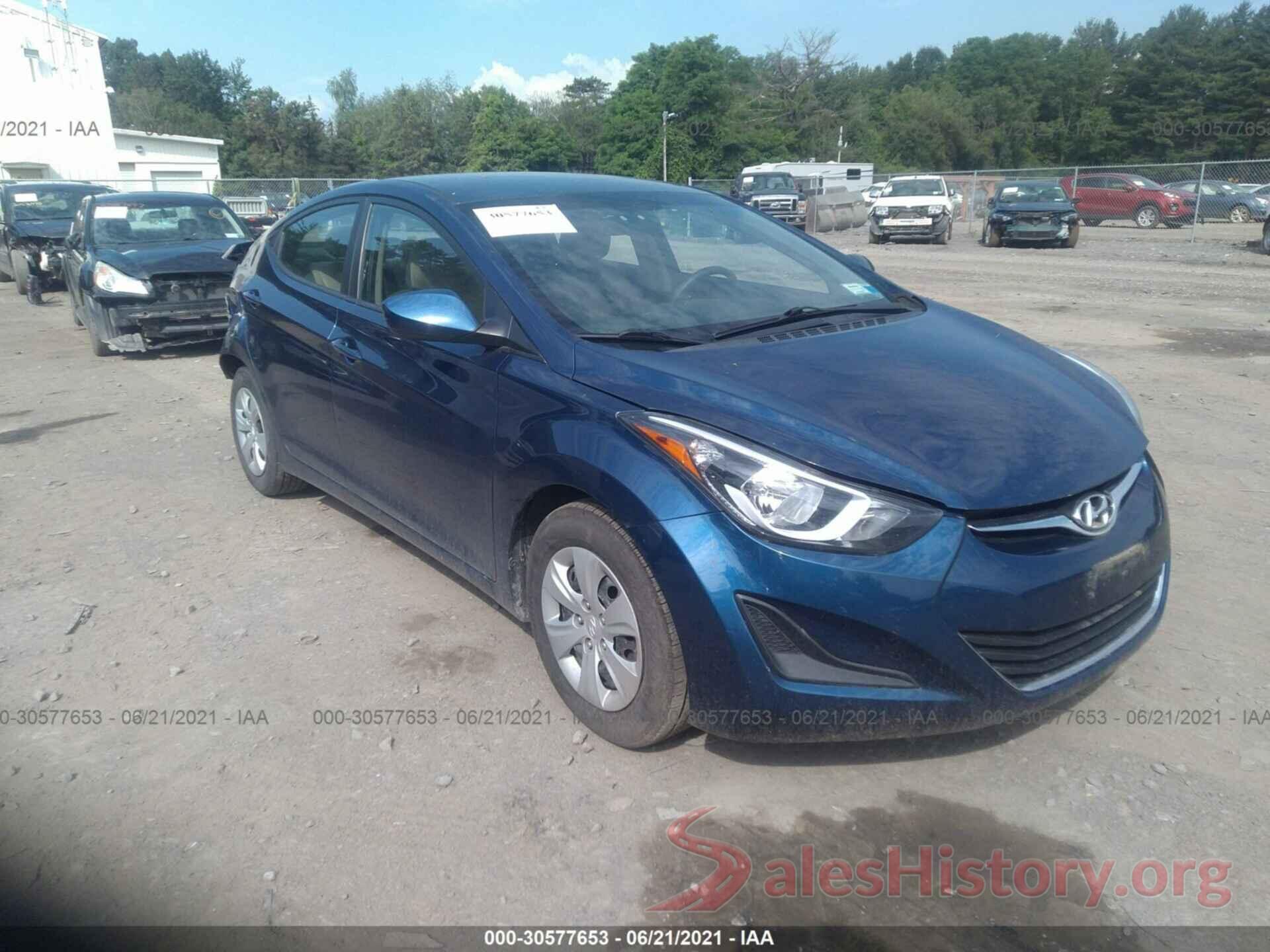 5NPDH4AE7GH752089 2016 HYUNDAI ELANTRA