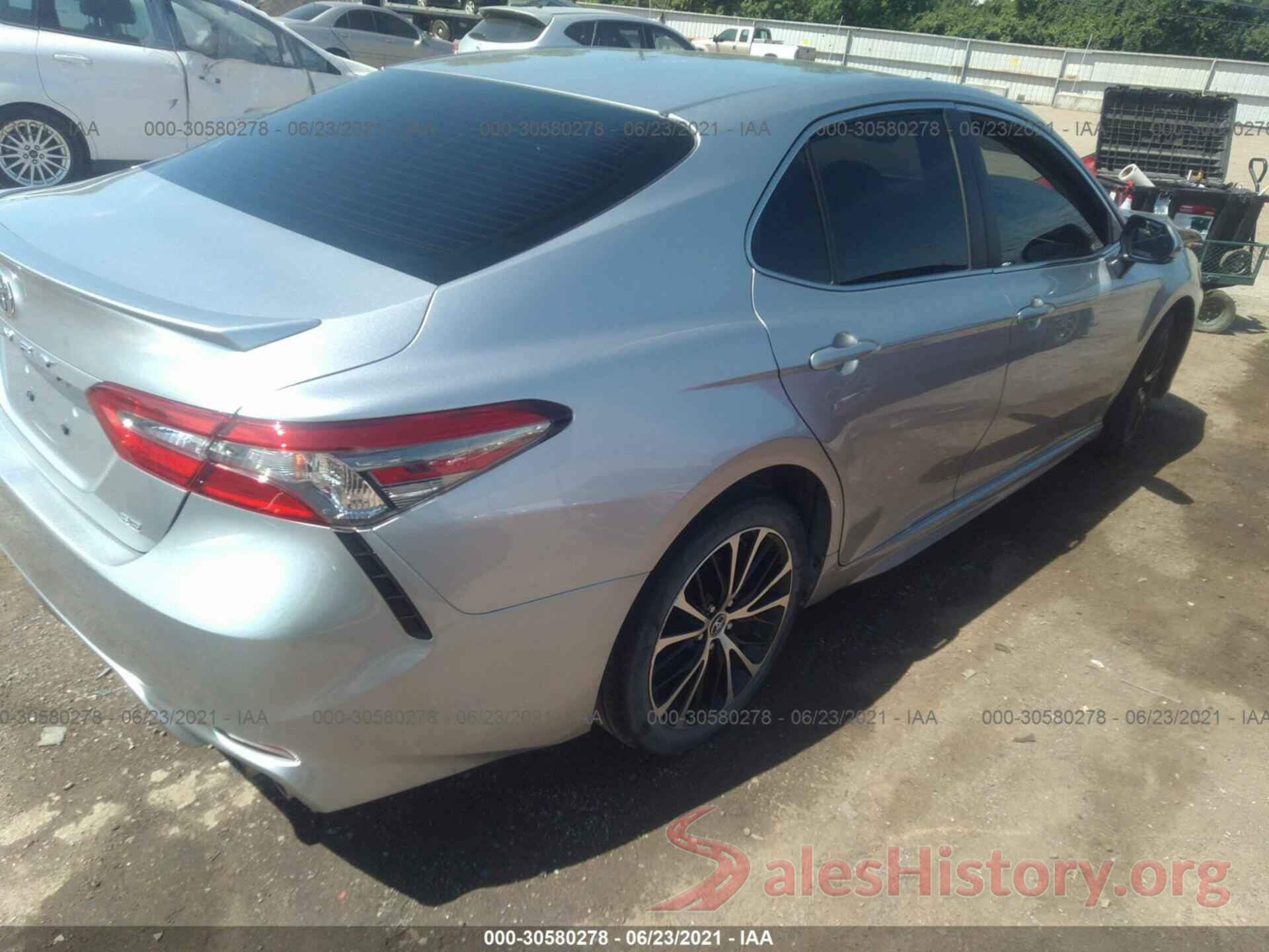 JTNB11HK7J3021053 2018 TOYOTA CAMRY