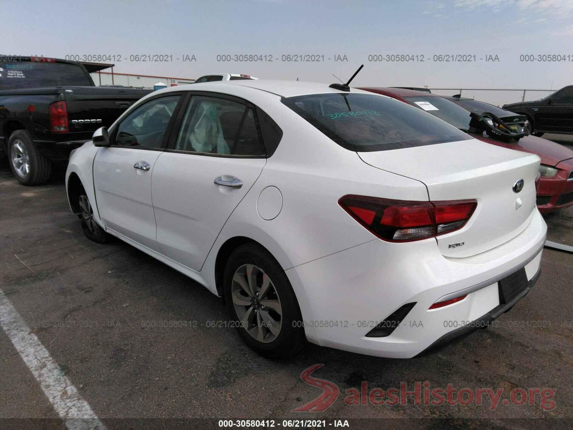 3KPA24AD3ME382724 2021 KIA RIO