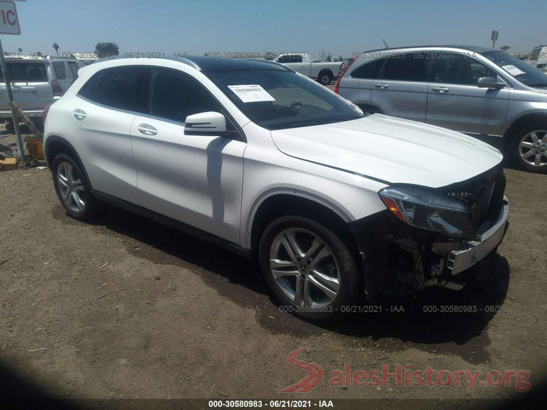 WDCTG4GB5JJ484308 2018 MERCEDES-BENZ GLA