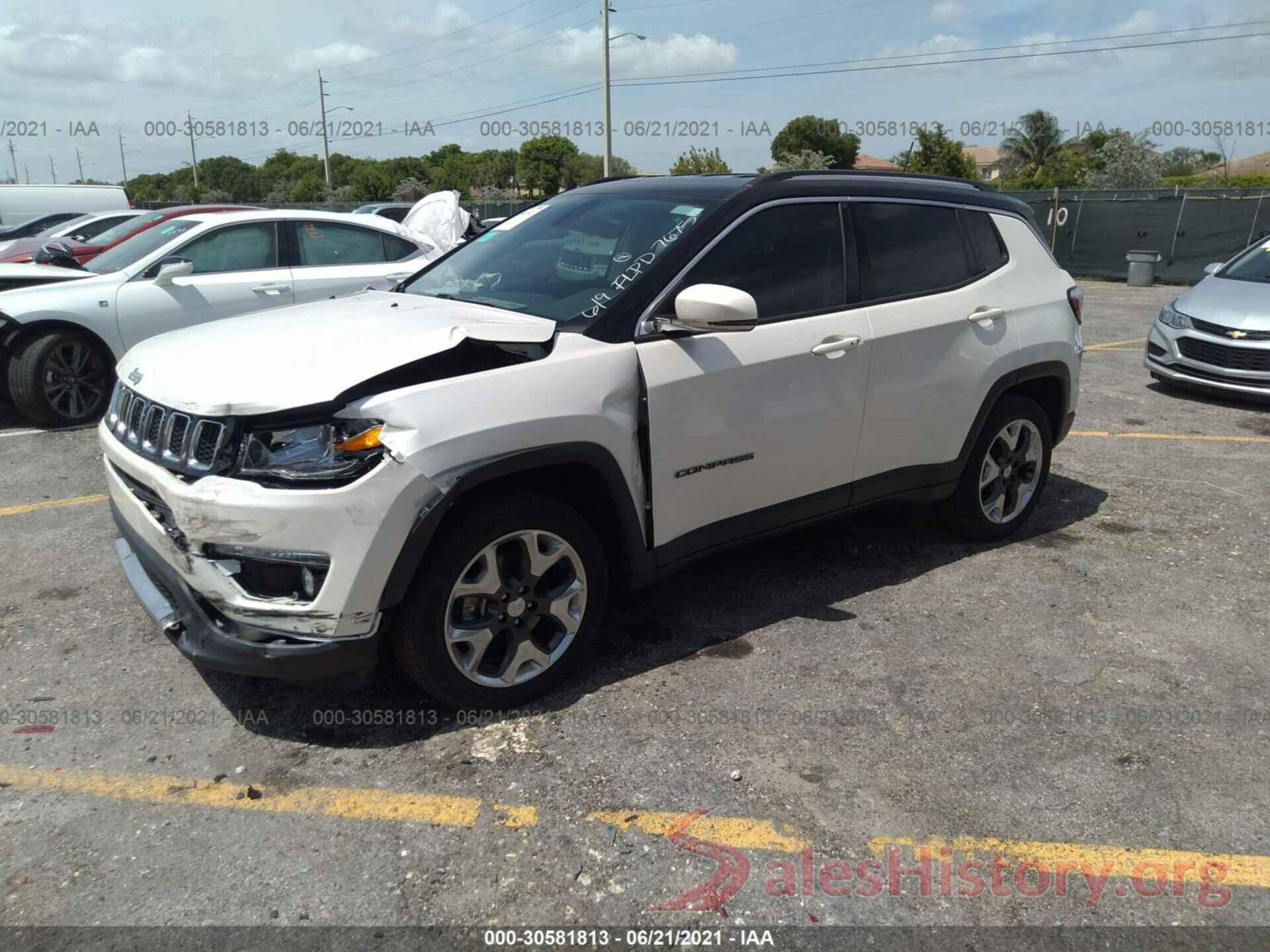 3C4NJCCB3JT327675 2018 JEEP COMPASS