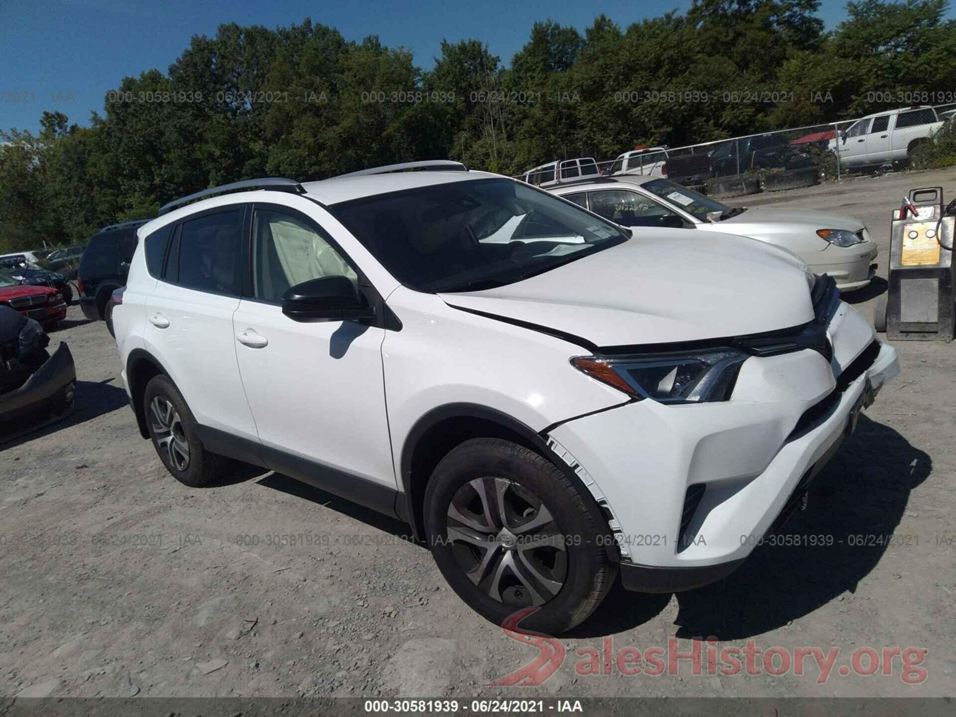 JTMBFREV1JD249823 2018 TOYOTA RAV4