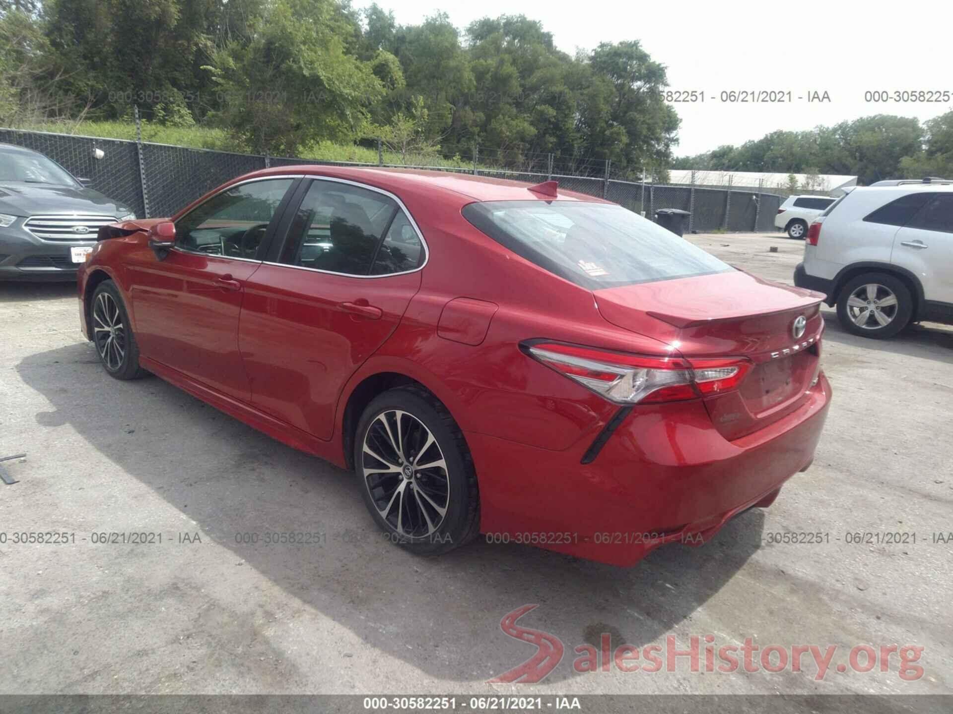 4T1B11HK1KU267348 2019 TOYOTA CAMRY