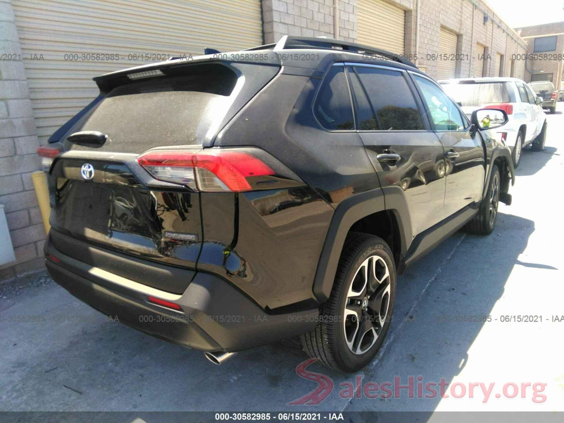 2T3J1RFV5KW001412 2019 TOYOTA RAV4